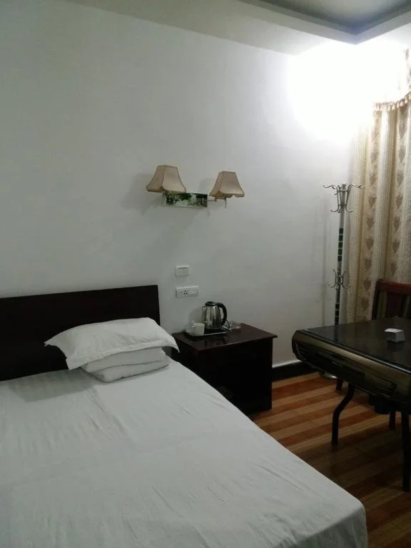 Luzhou Business Hotel