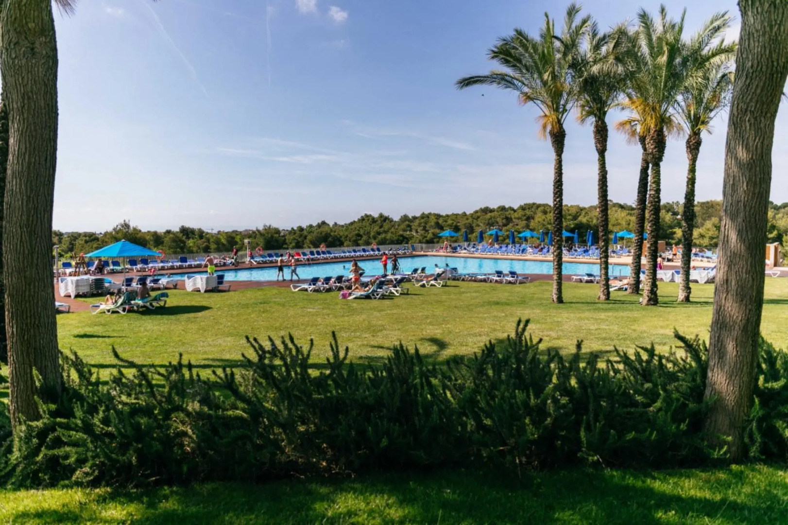 S No 100 in Vilanova I la Geltru