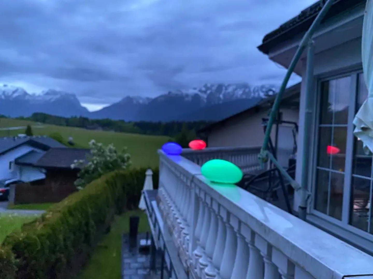 Modernes Alpenapartment mit Sauna Wintergarten und Pool