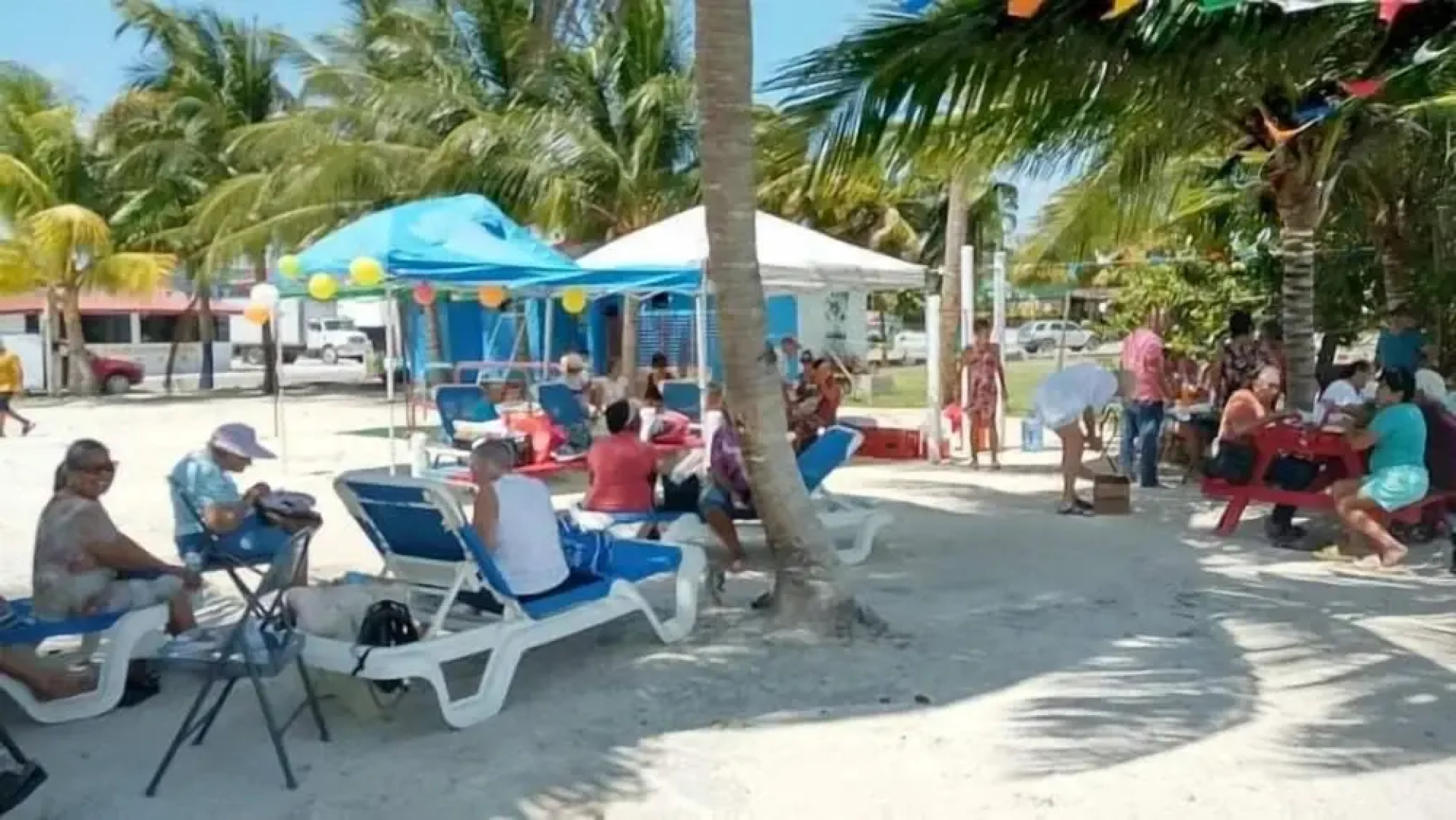 Maximum Beach Hotel