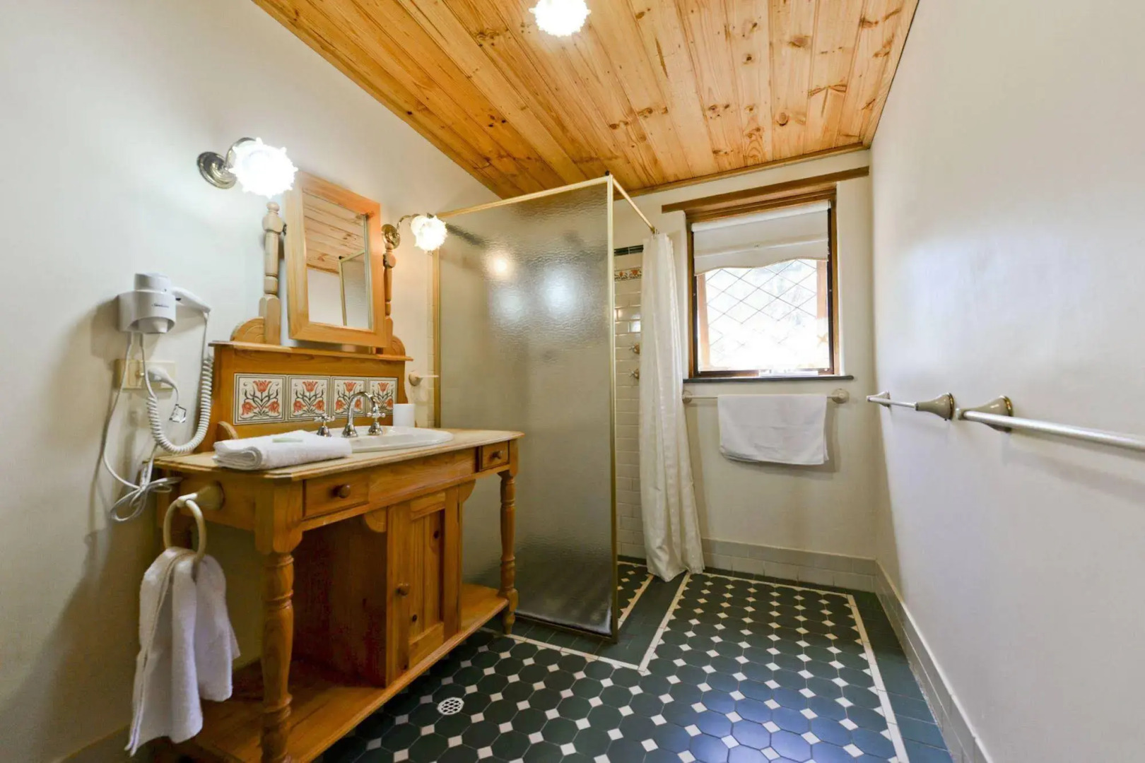 Reillys Wines Heritage Cottages