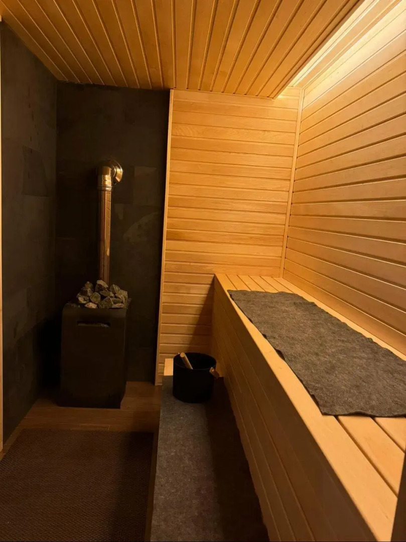 Barney’s House (Барнис Хаус)