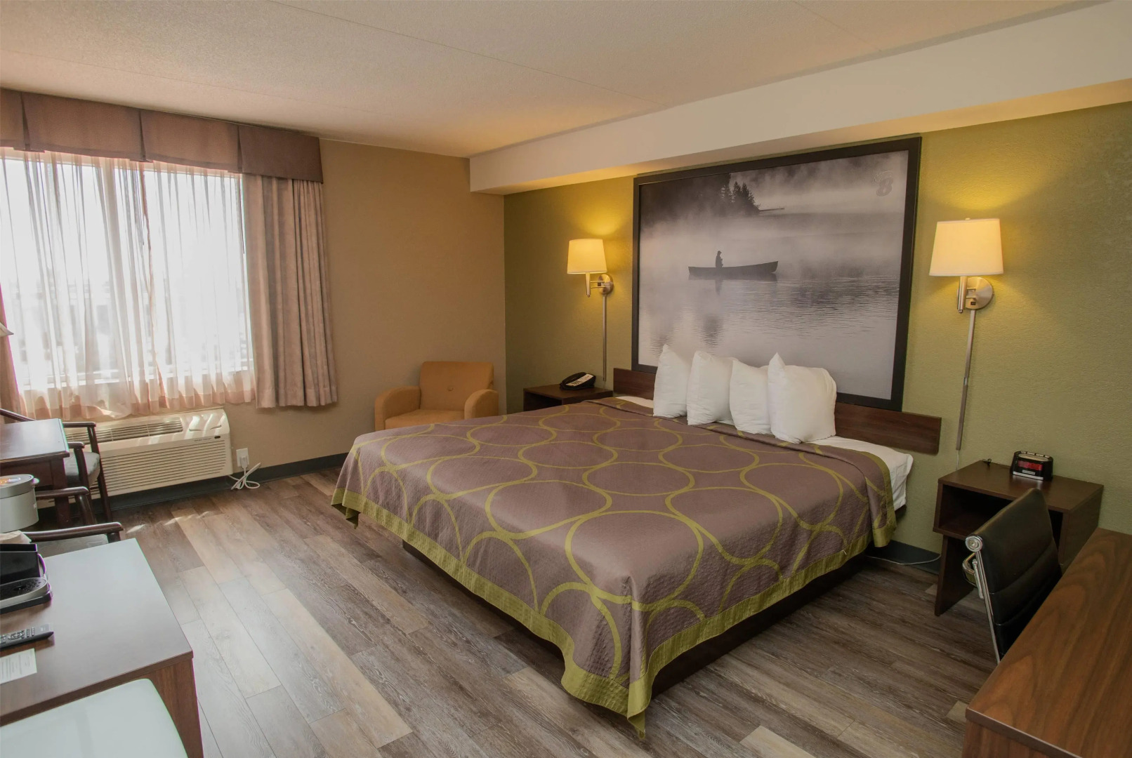 Super 8 by Wyndham Mississauga