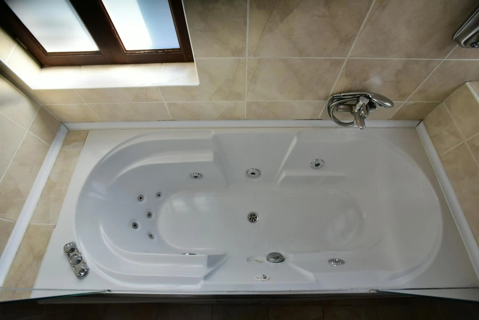 Cicerone Lodge Hotel