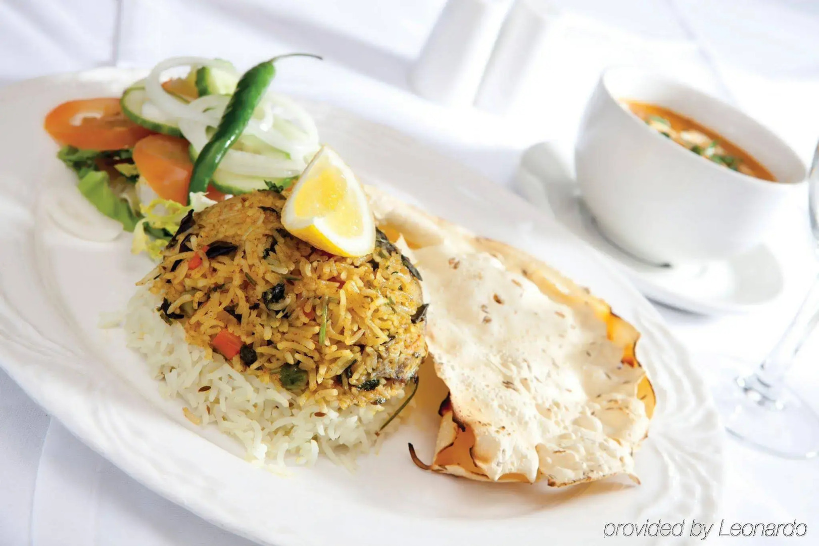 Отель The Cura Kensington