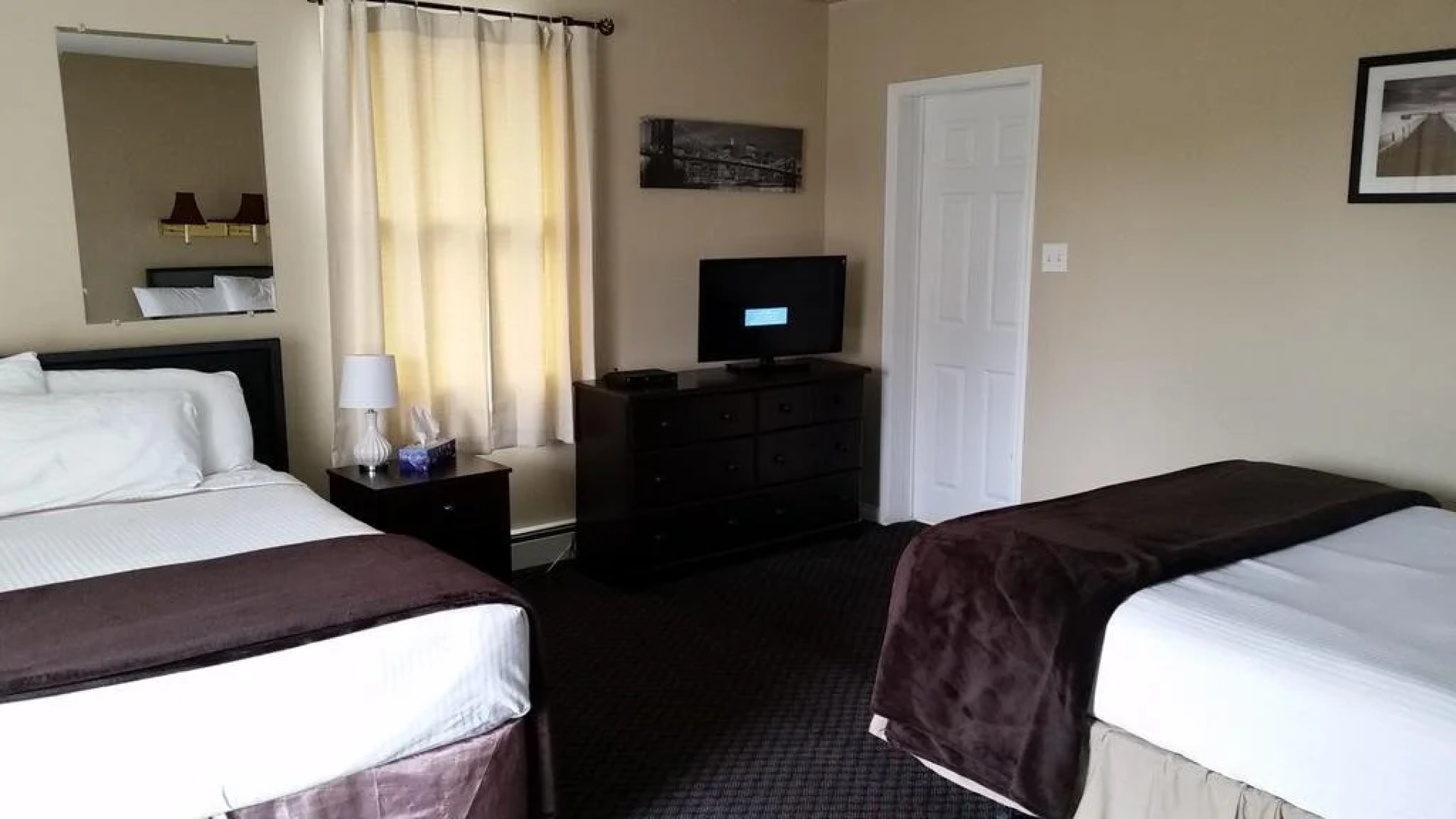 Middleton Motel & Suites