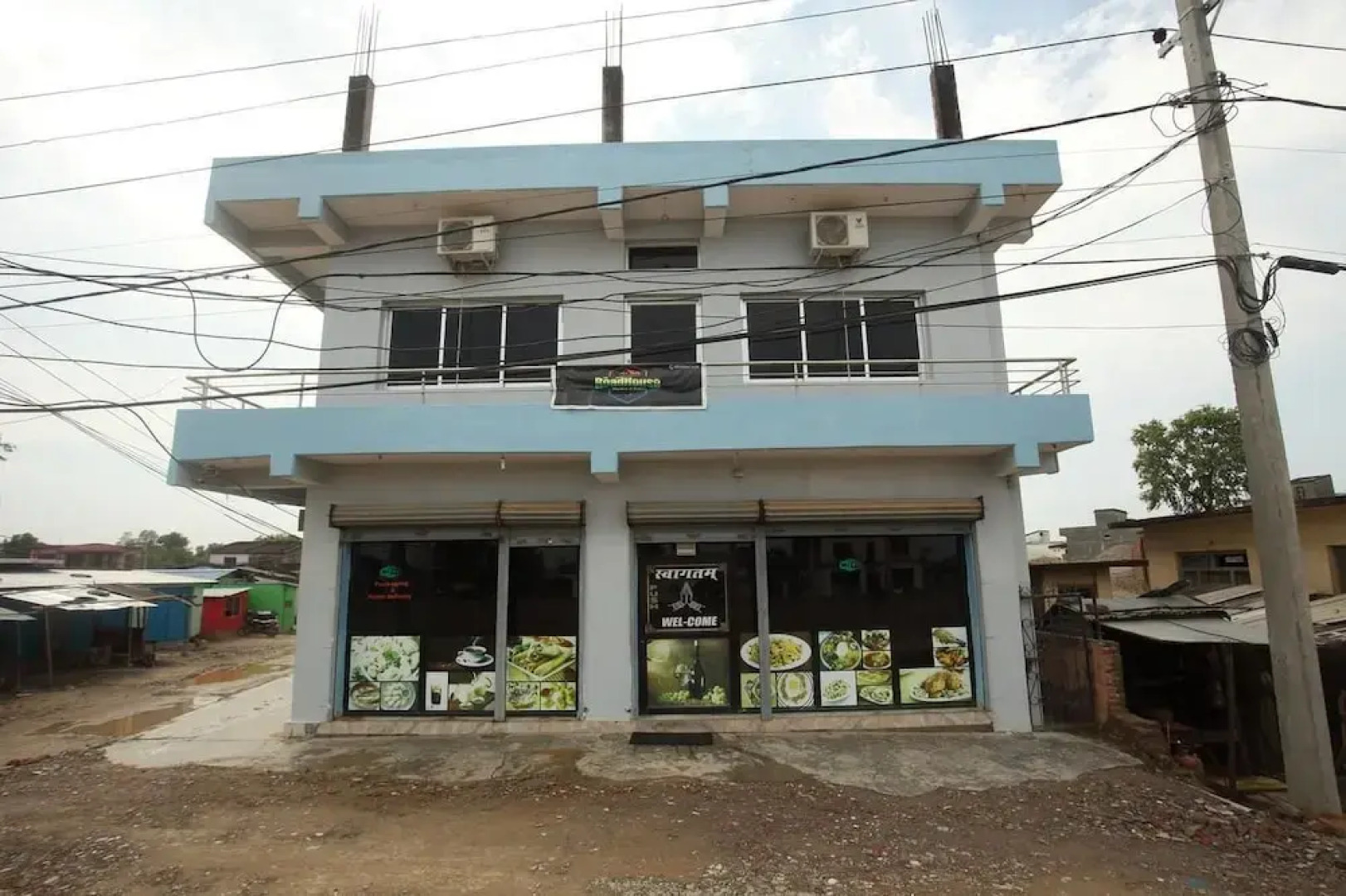 The Roadhouse Restro & Hotel By OYO Rooms