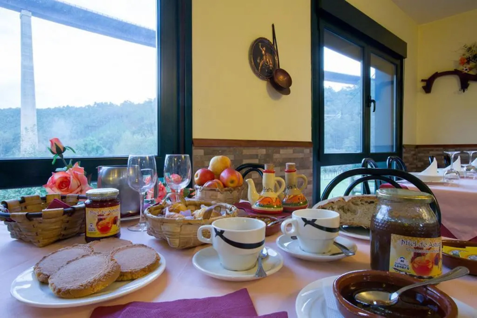 Hotel Restaurante Canero