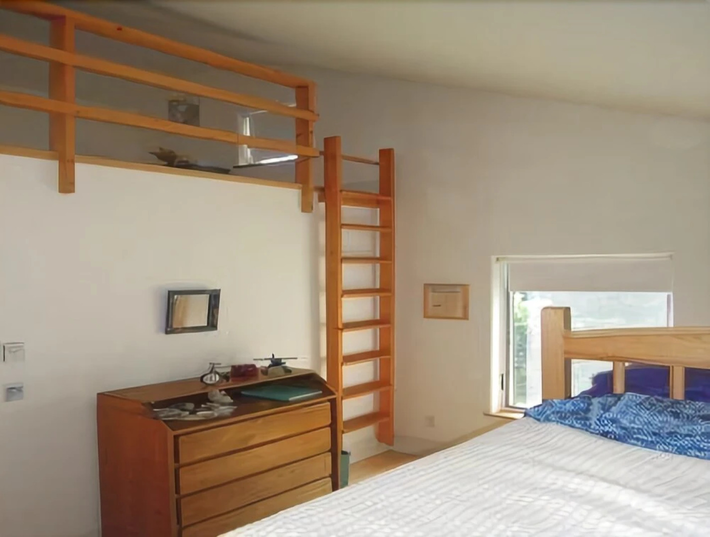 Oak Point Cottage - Three Bedroom Home