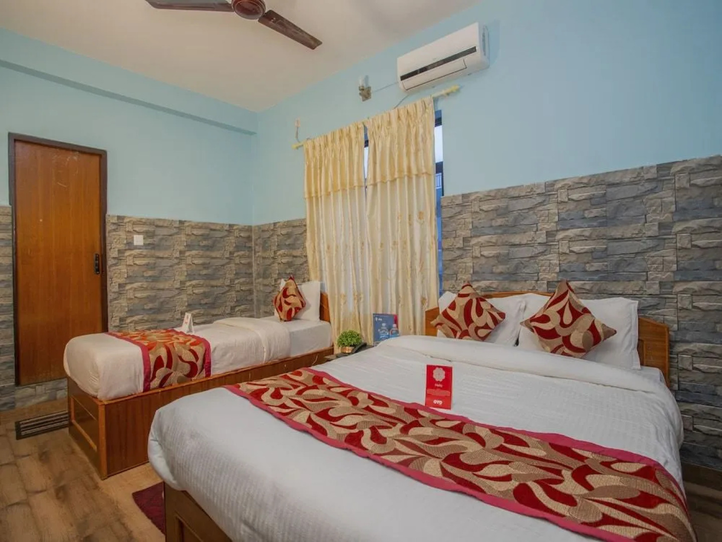 Hotel Centre Inn Lake