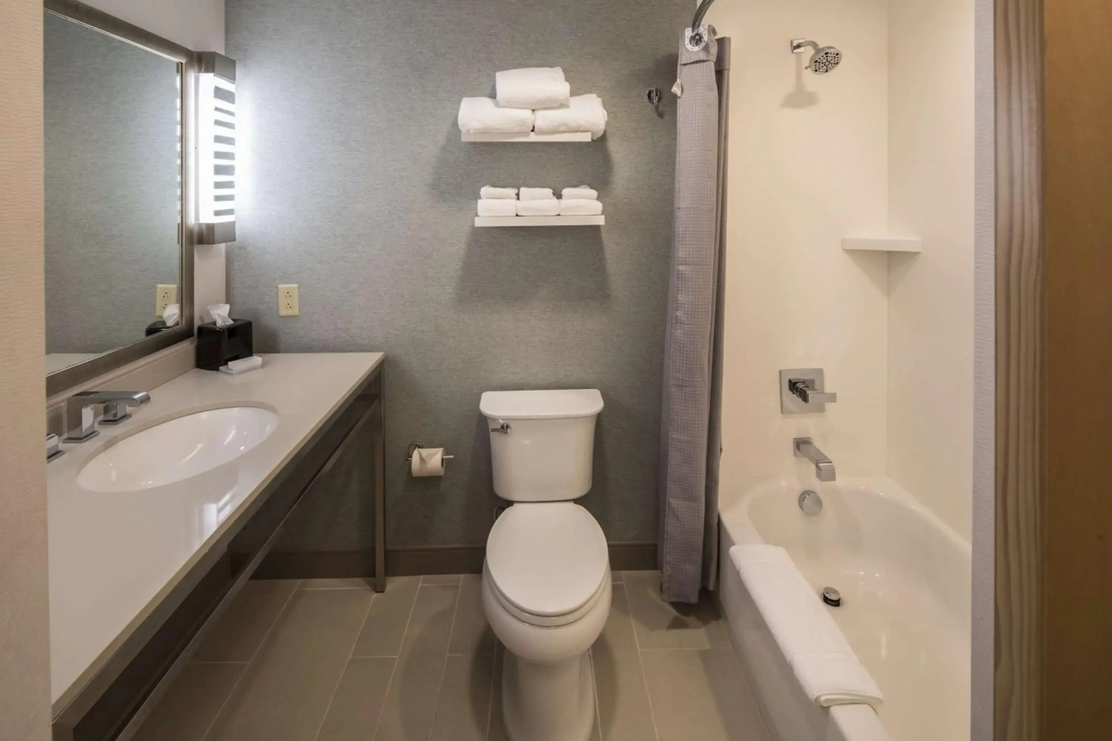 Holiday Inn Express Hotel & Suites Spartanburg-North by IHG