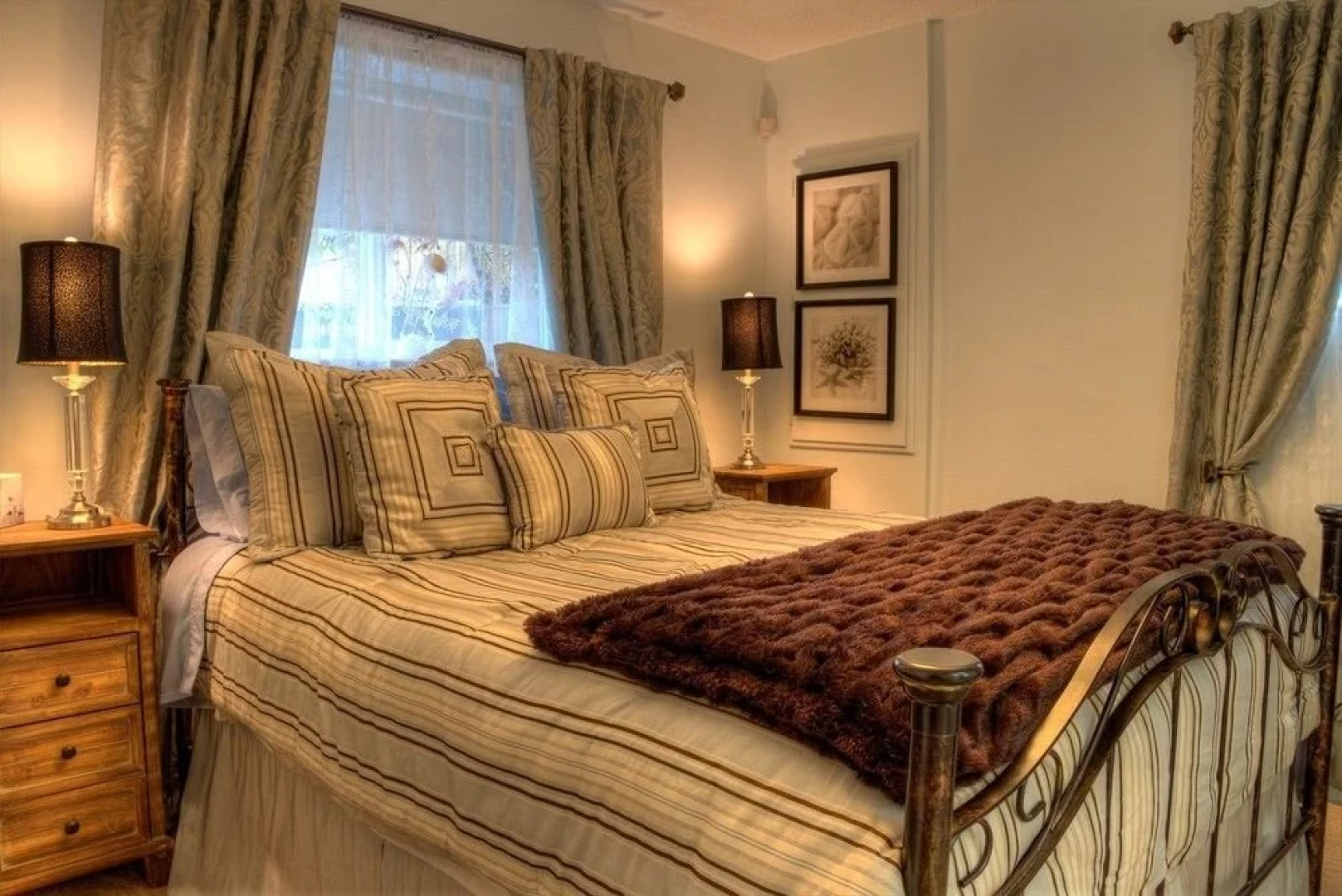 Seasons Above the Bay Guest Suites and B&B