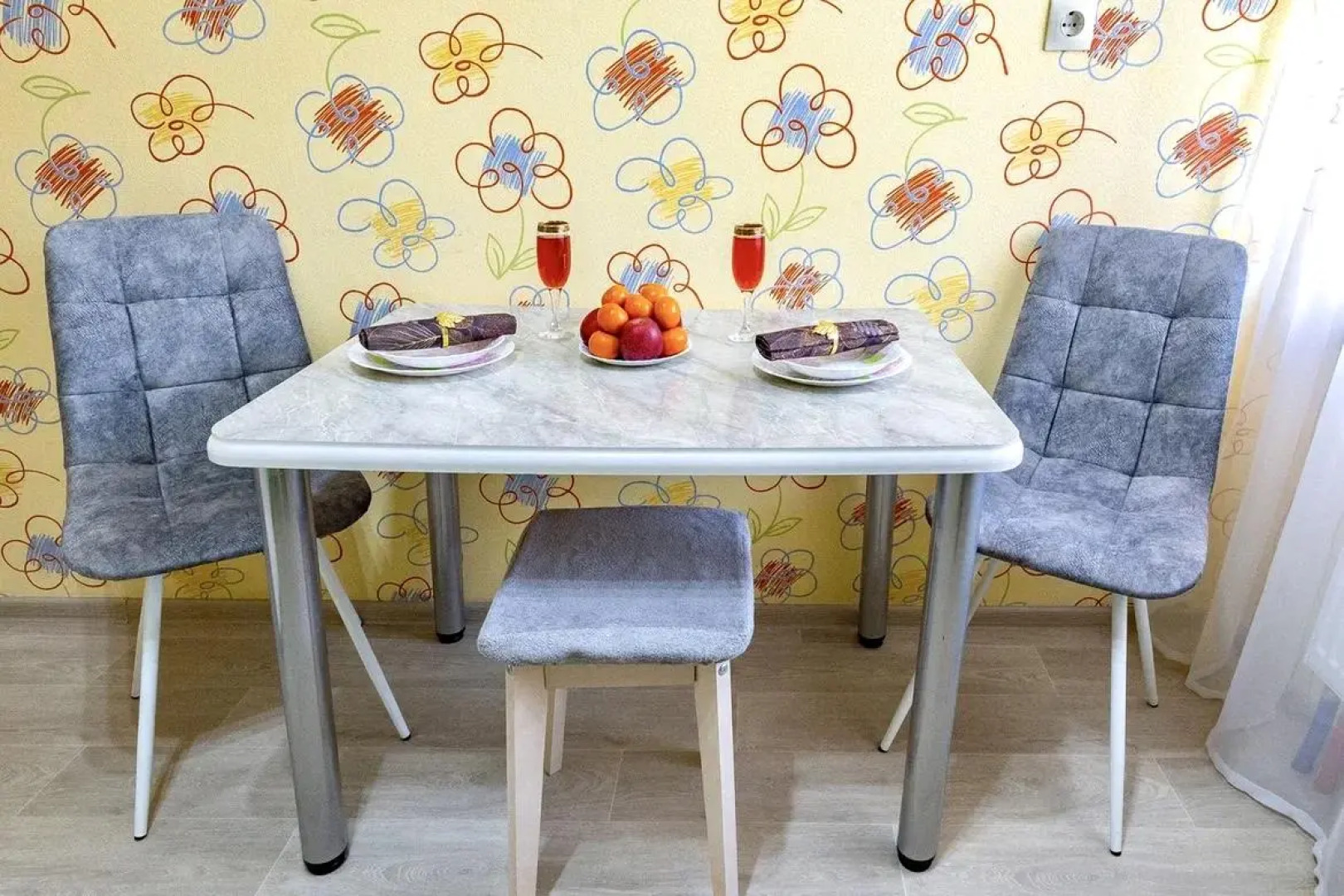 4 Сезона в микрорайоне Созидателей