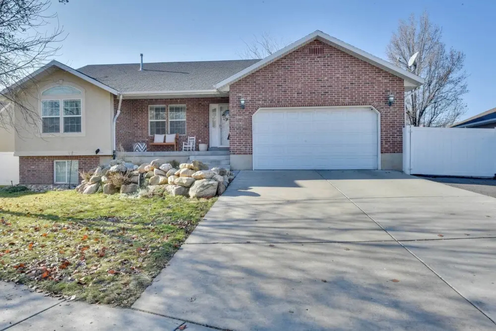 Layton Home w/ Pool + Hot Tub, 23 Mi to Snowbasin!