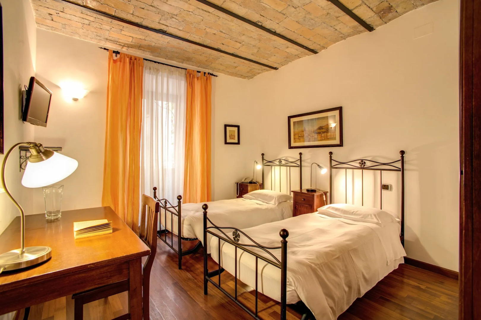 Residenza Domizia- Guest House
