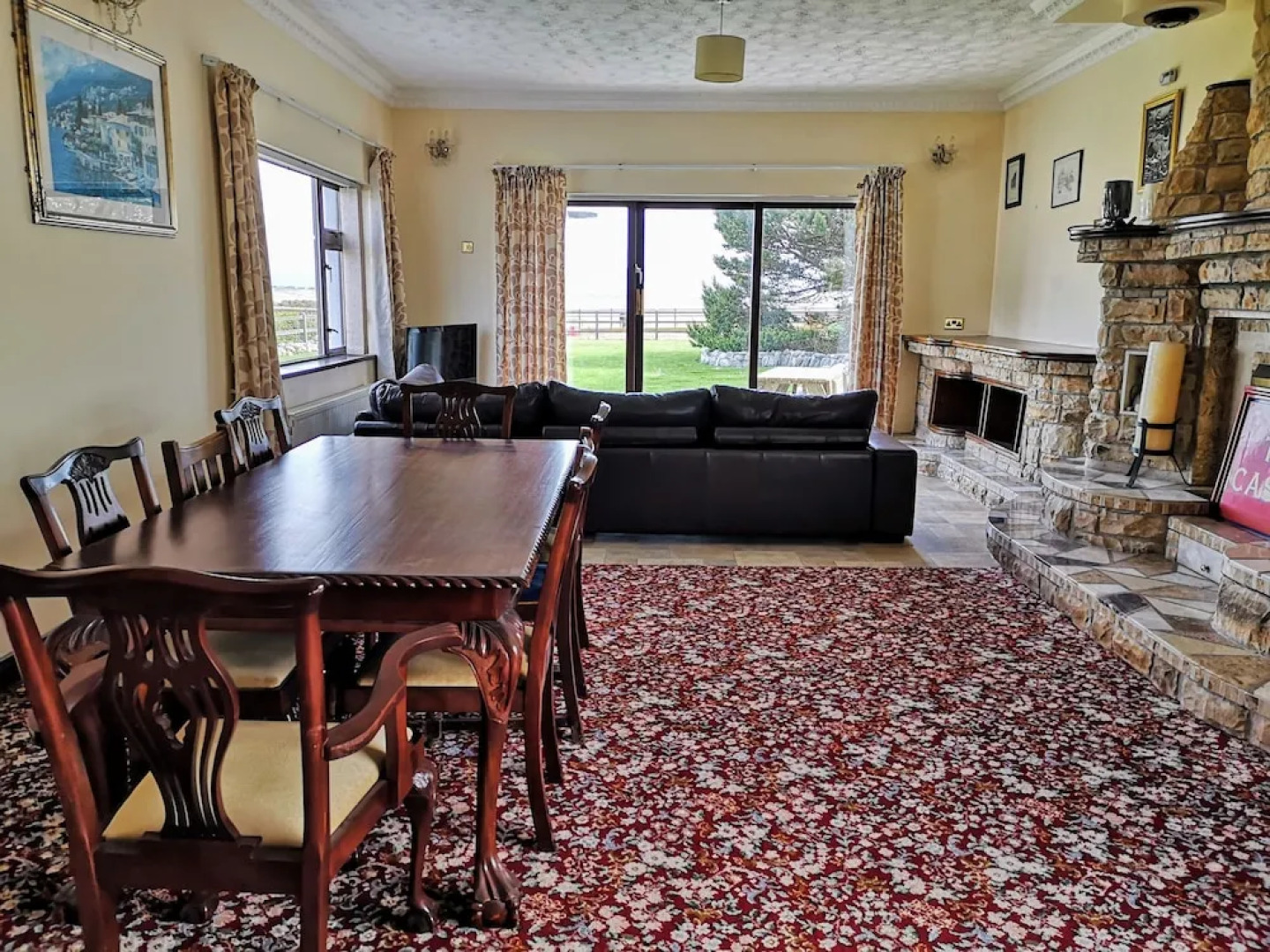 Beautiful Castle View House, Tullaghanbawn