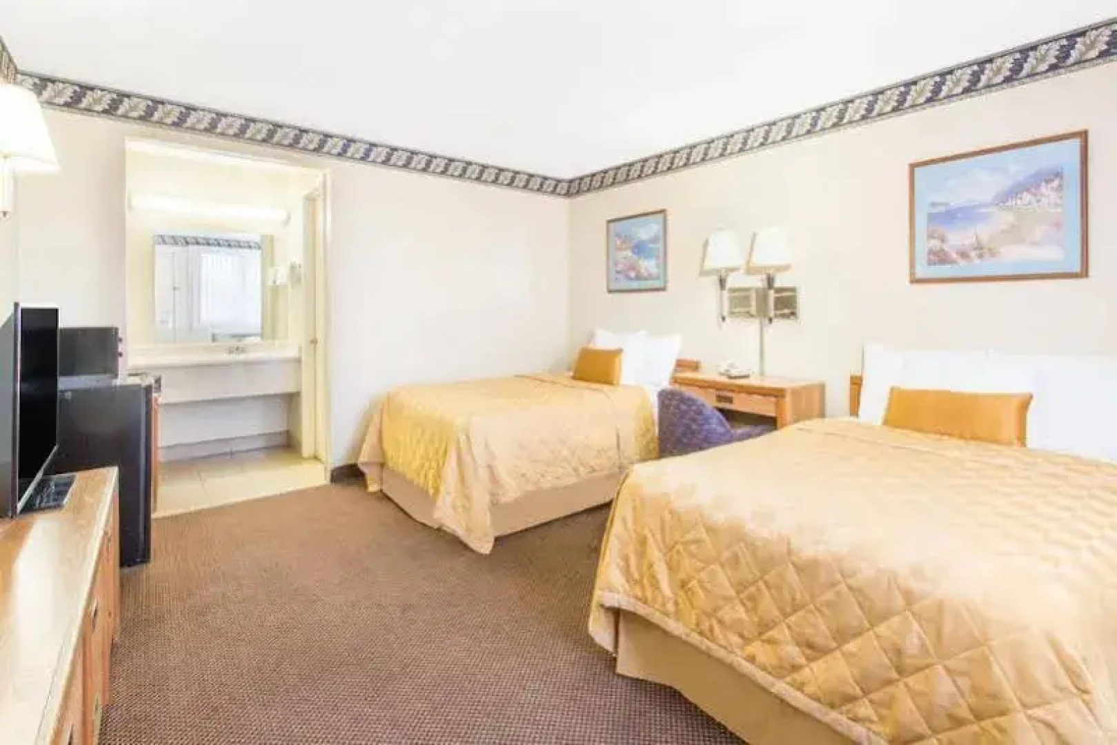 Super 8 Motel - Madera