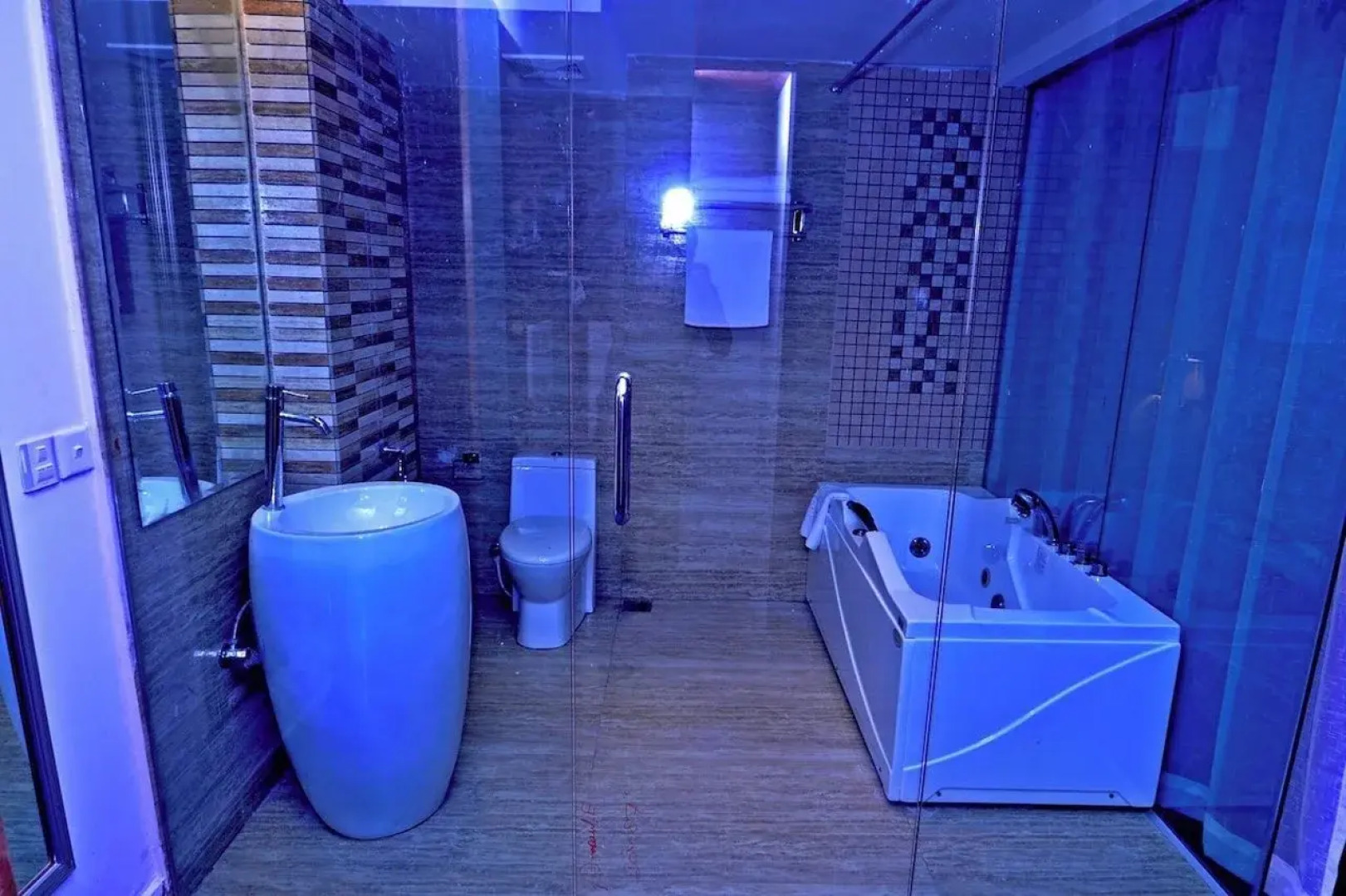 Contemporary Heights Resort and Hotel