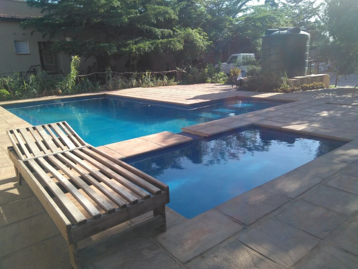 Golden Days Executive Lodge Livingstone