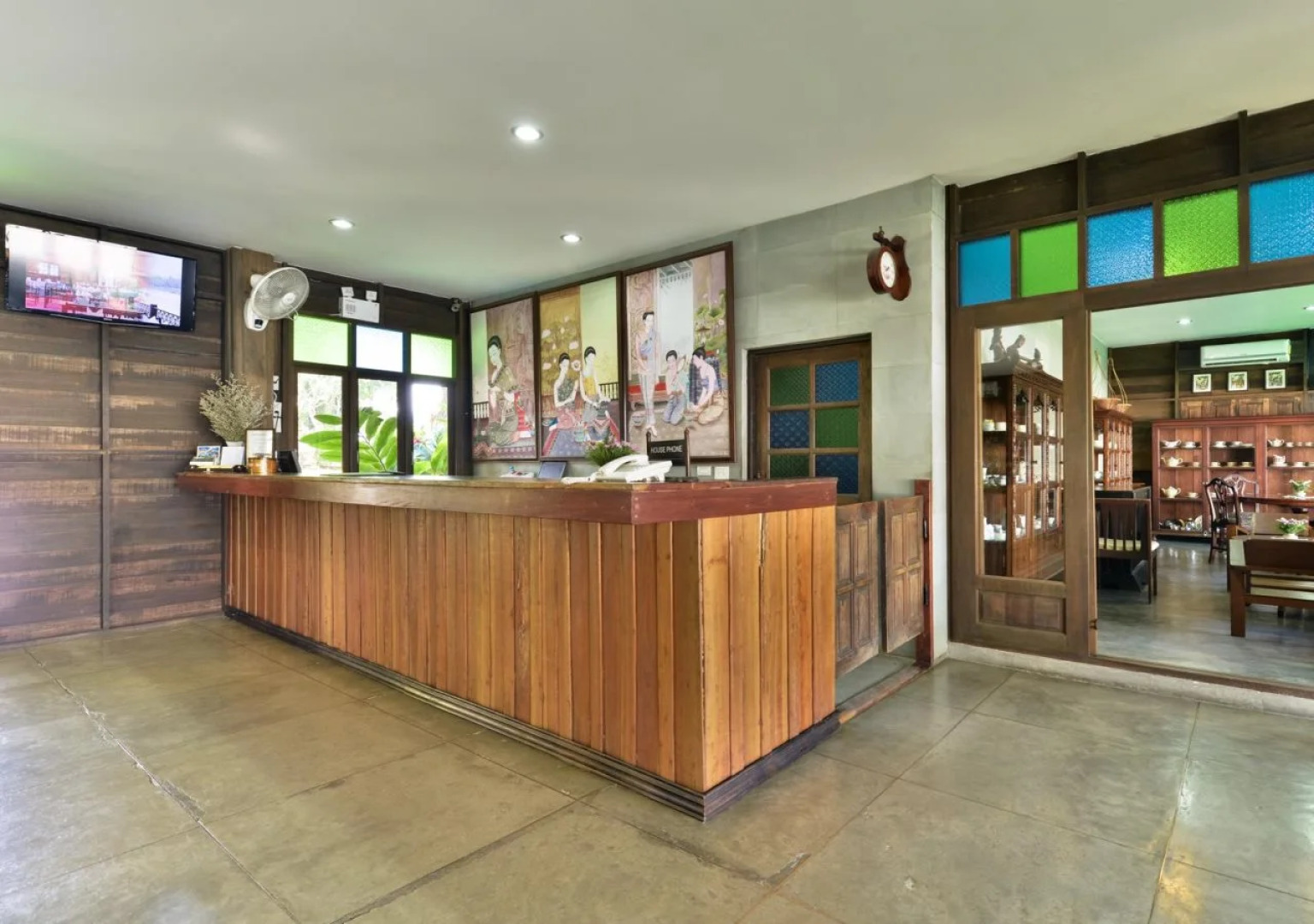 Royal Riverkwai Resort & Spa