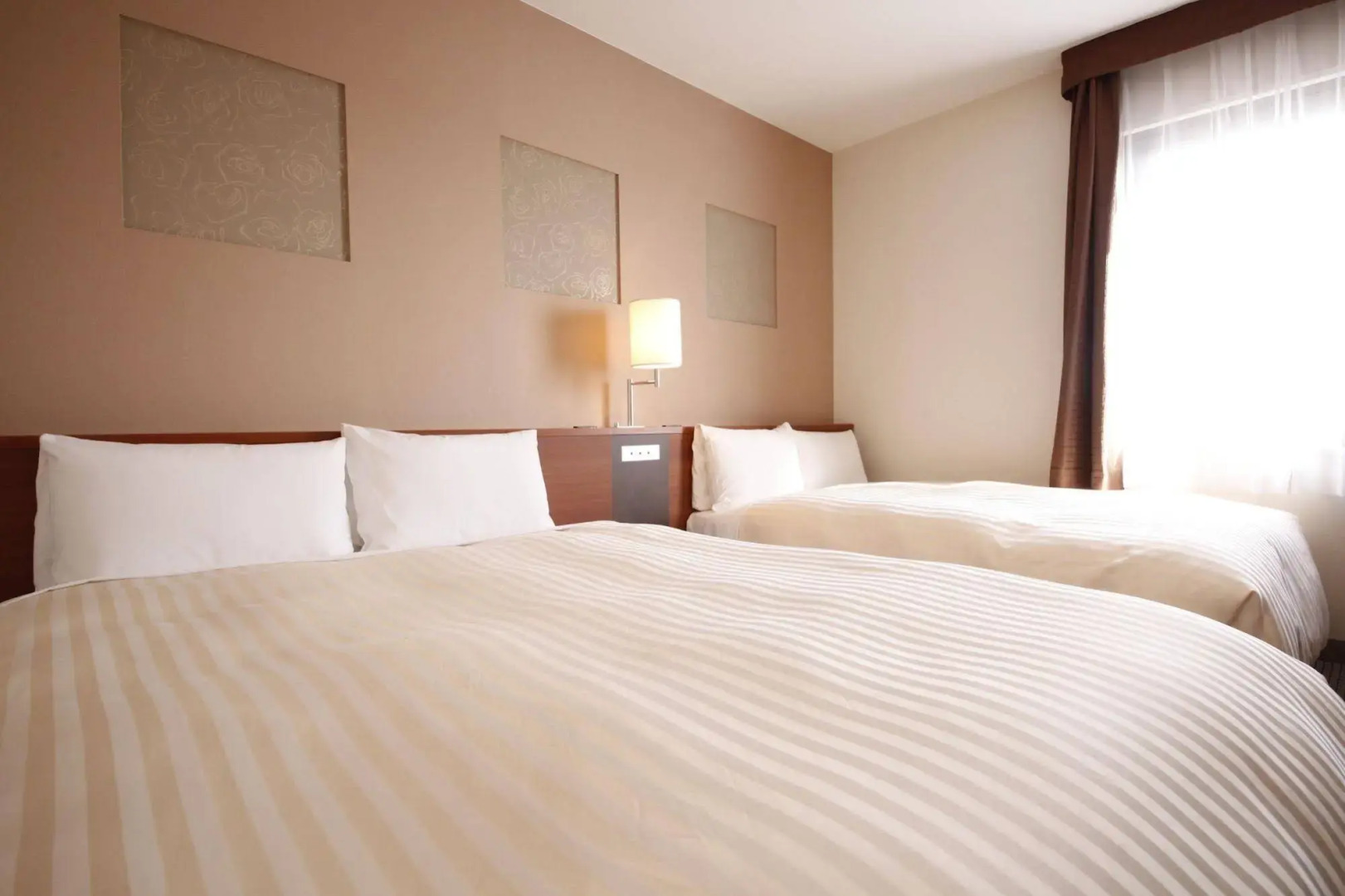 Vessel Inn Yachiyo Katsutadai Ekimae