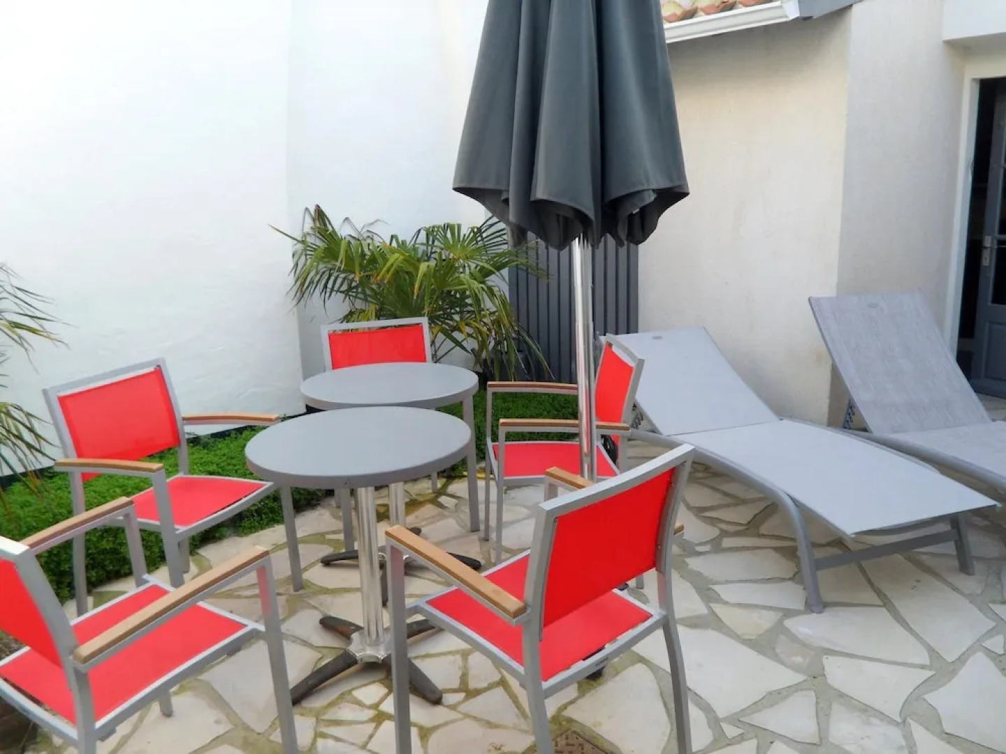 House With one Bedroom in Saint-gilles-croix-de-vie, With Furnished Te