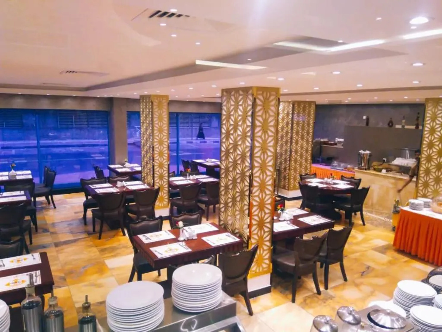 Al Bustan Hotel Flats