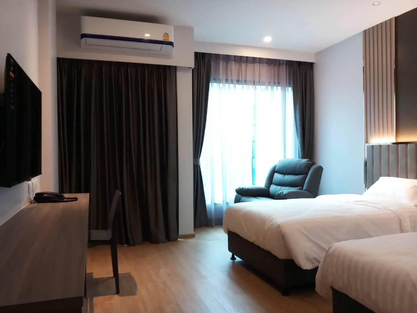 Crystal Srivaree Suvarnabhumi Hotel