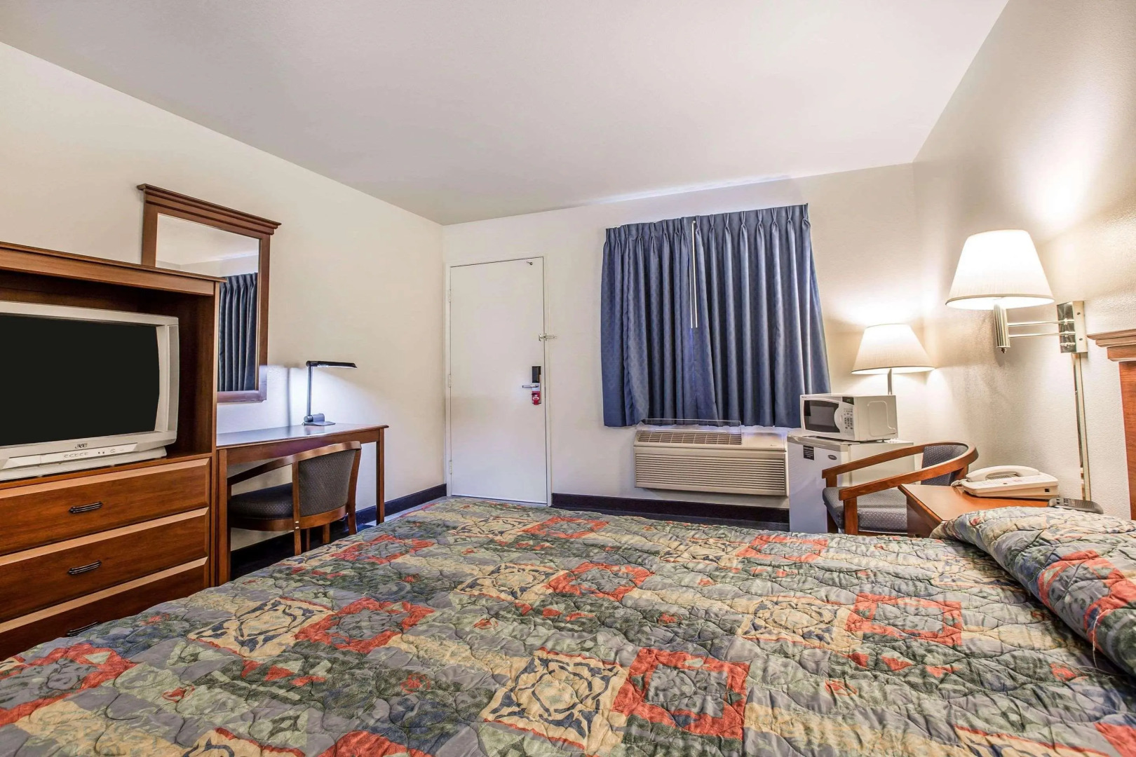Days Inn by Wyndham Ridgecrest near China Lake Naval Station