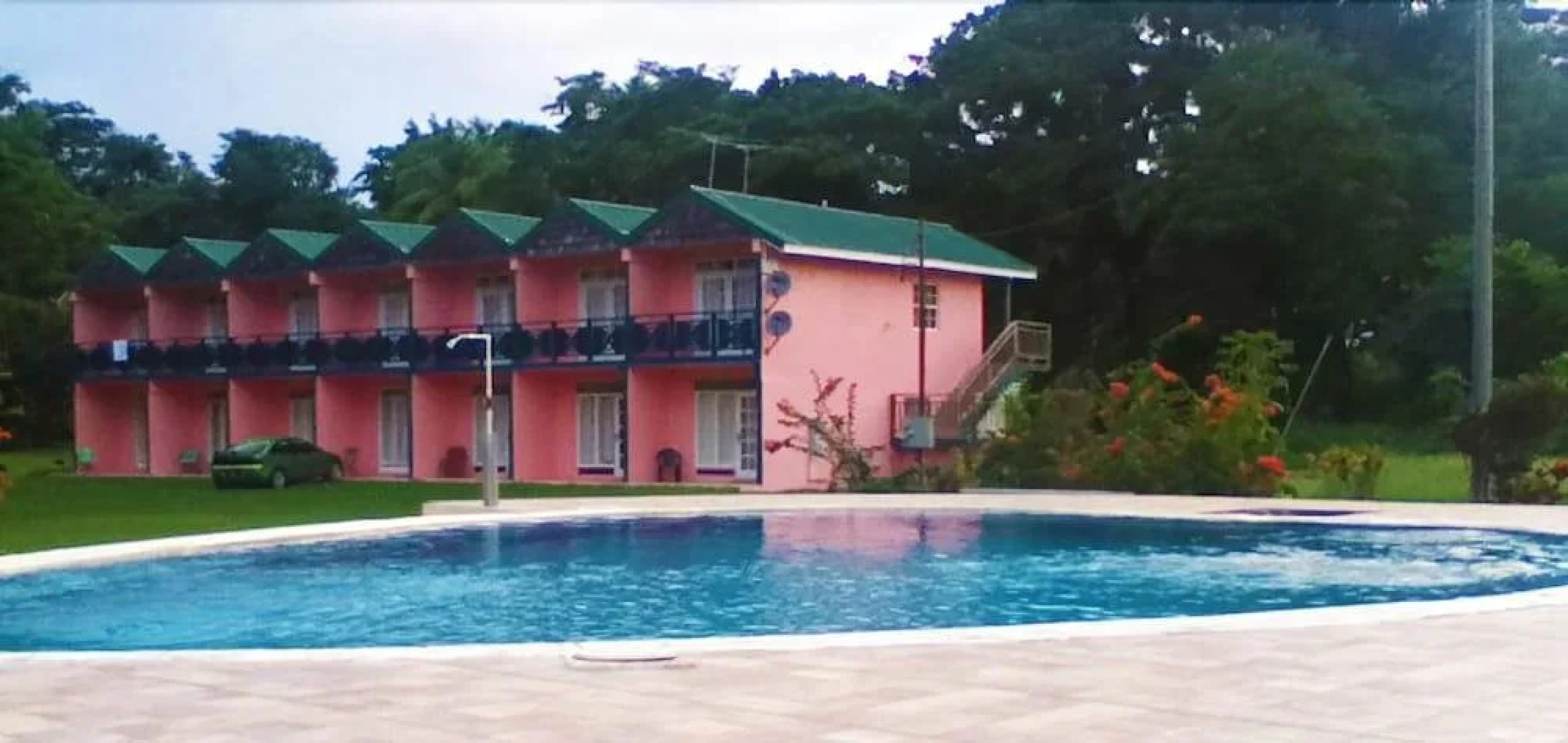 Canoe Bay Beach Resort