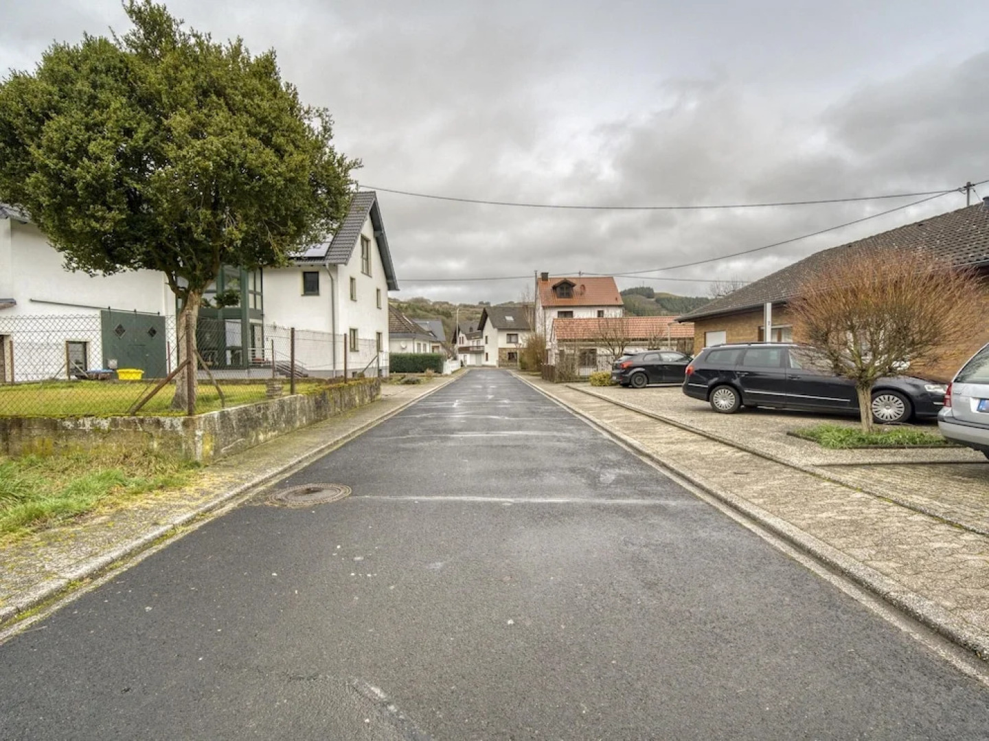 Inviting Holiday Home in Insul With Patio