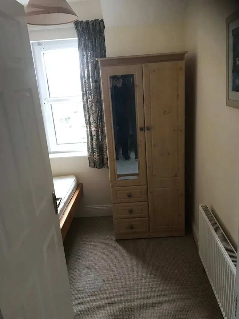 Comfortable Baltimore Home With Modern Amenities Ideal for Families