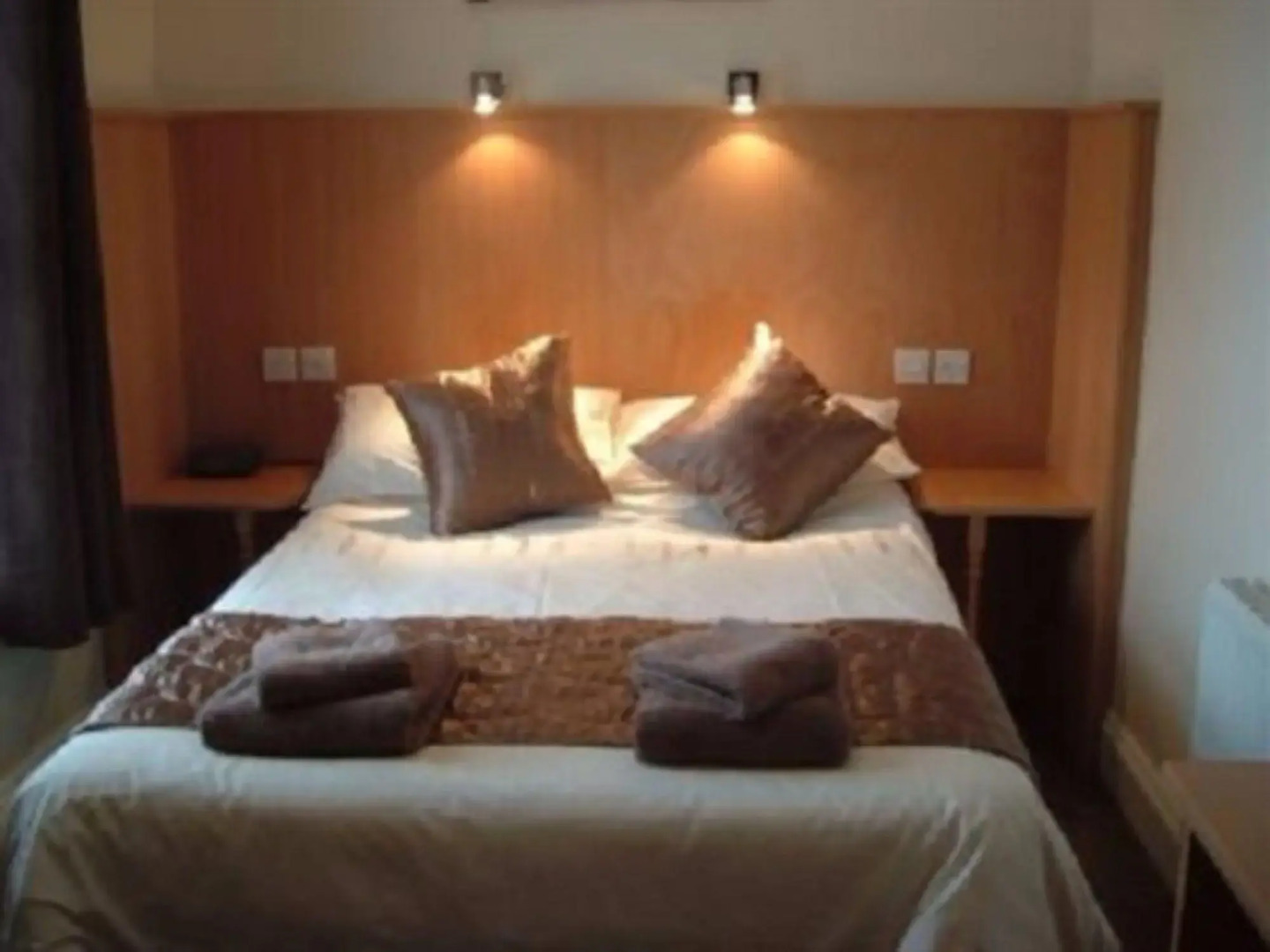 Spindrift Guest House - Adults Only