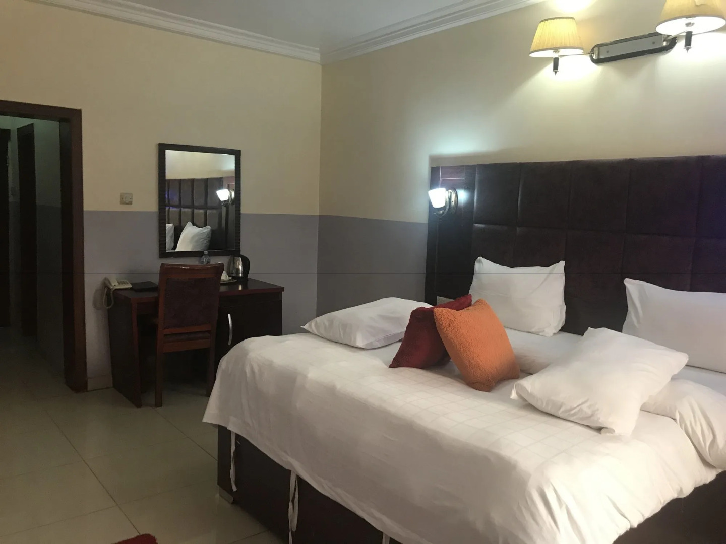 Nondon International Hotel