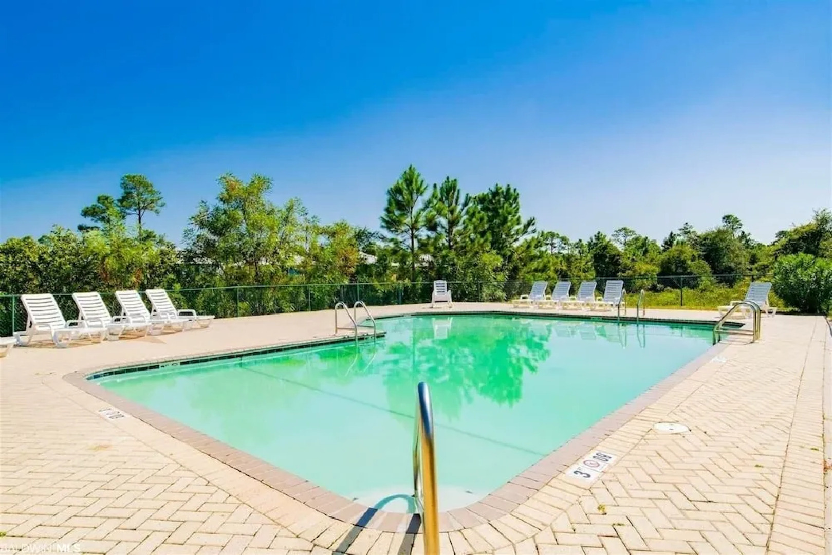 The Rookery Iii 7001 3 Bedroom Cottage by RedAwning