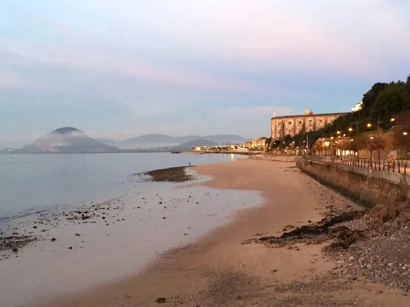 Apartment With 2 Bedrooms in Santoña, With Balcony - 500 m From the Beach