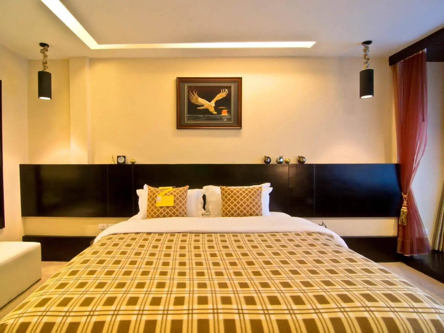 Rashmis Plaza Hotel Vientiane