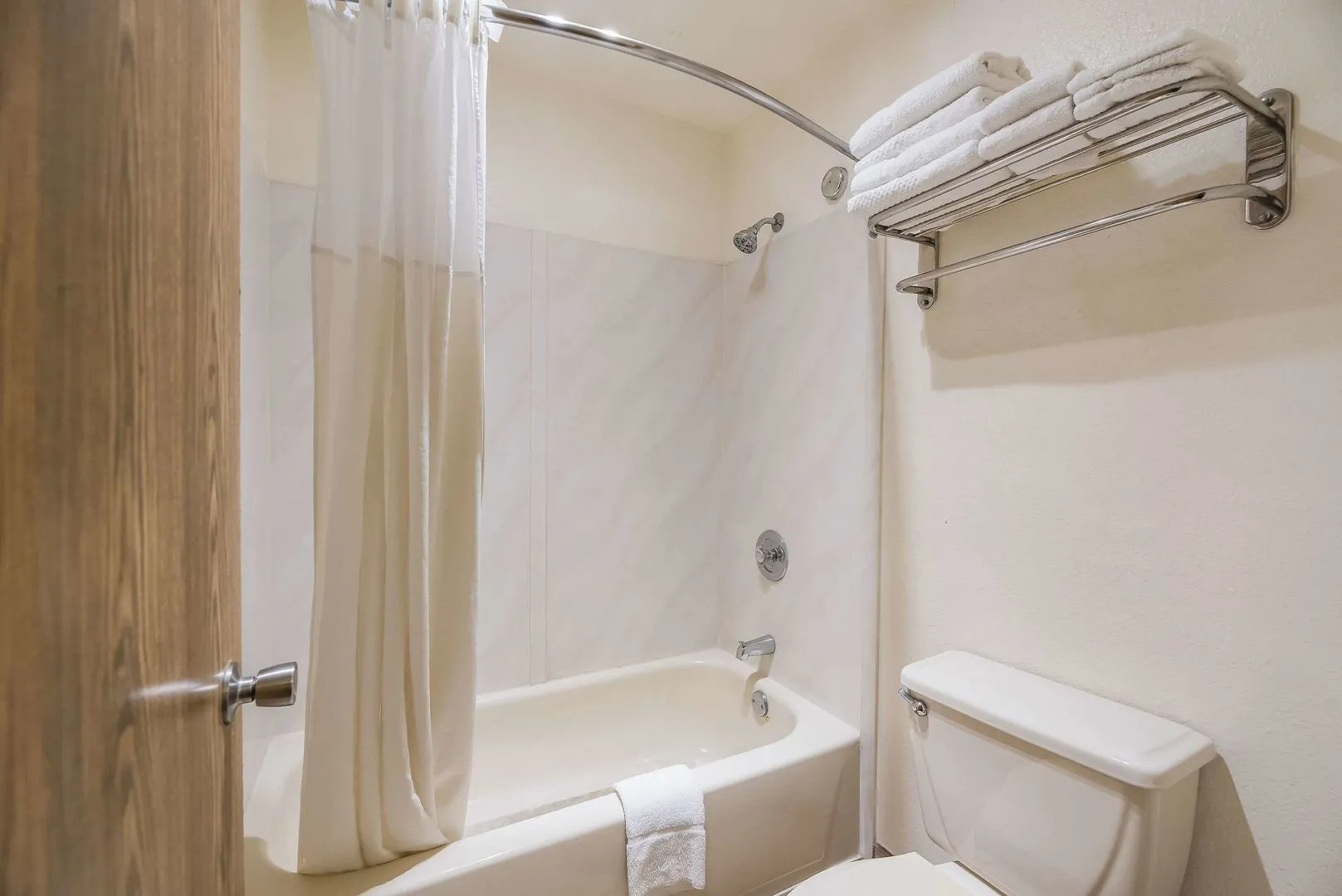 Quality Inn Near Fort Hunter Liggett