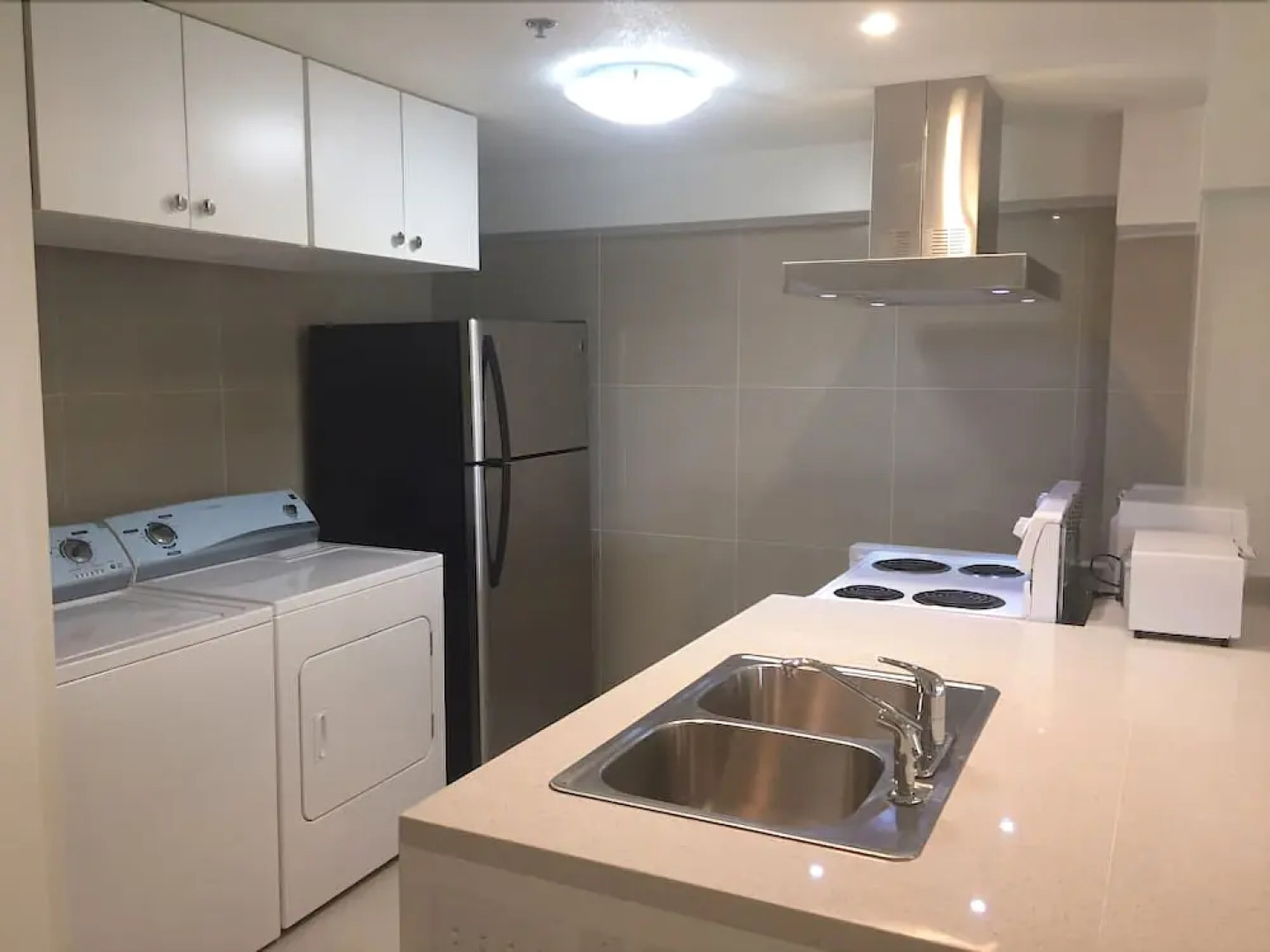 Pia Marine Condominium