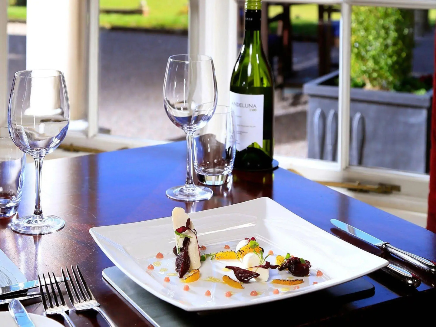 Macdonald Leeming House