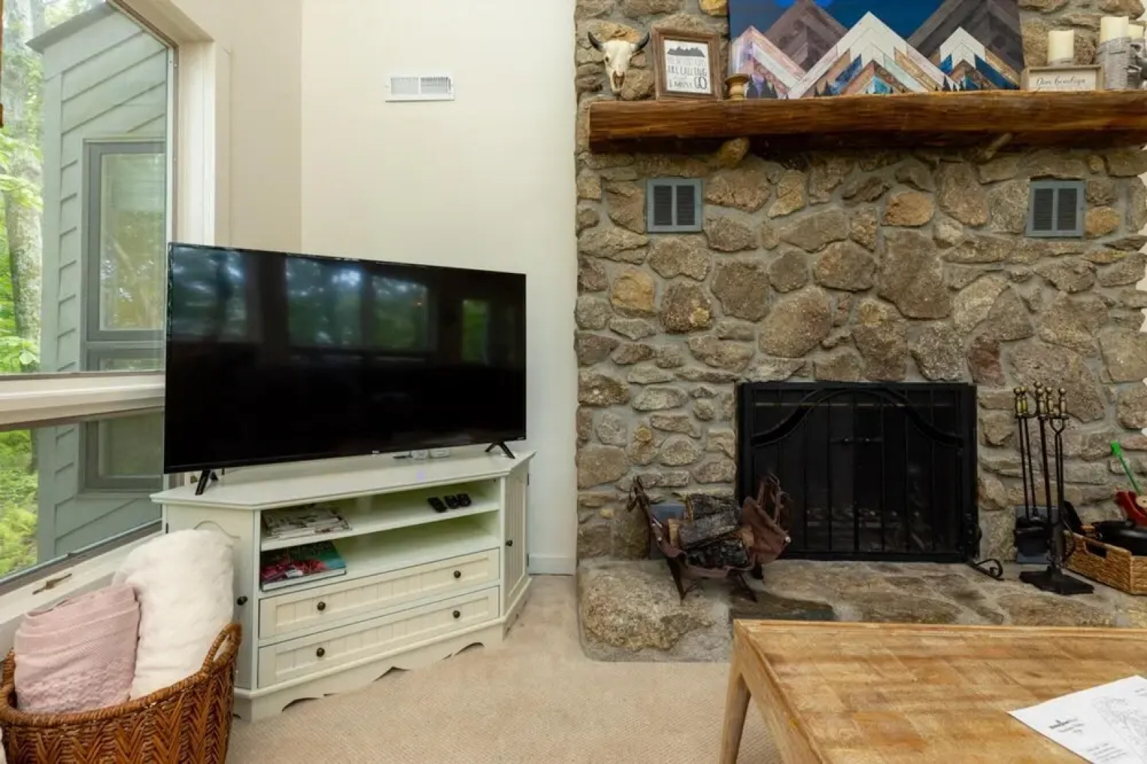 Ski-in out Mountain Home-jacuzzi Sauna Wintergreen