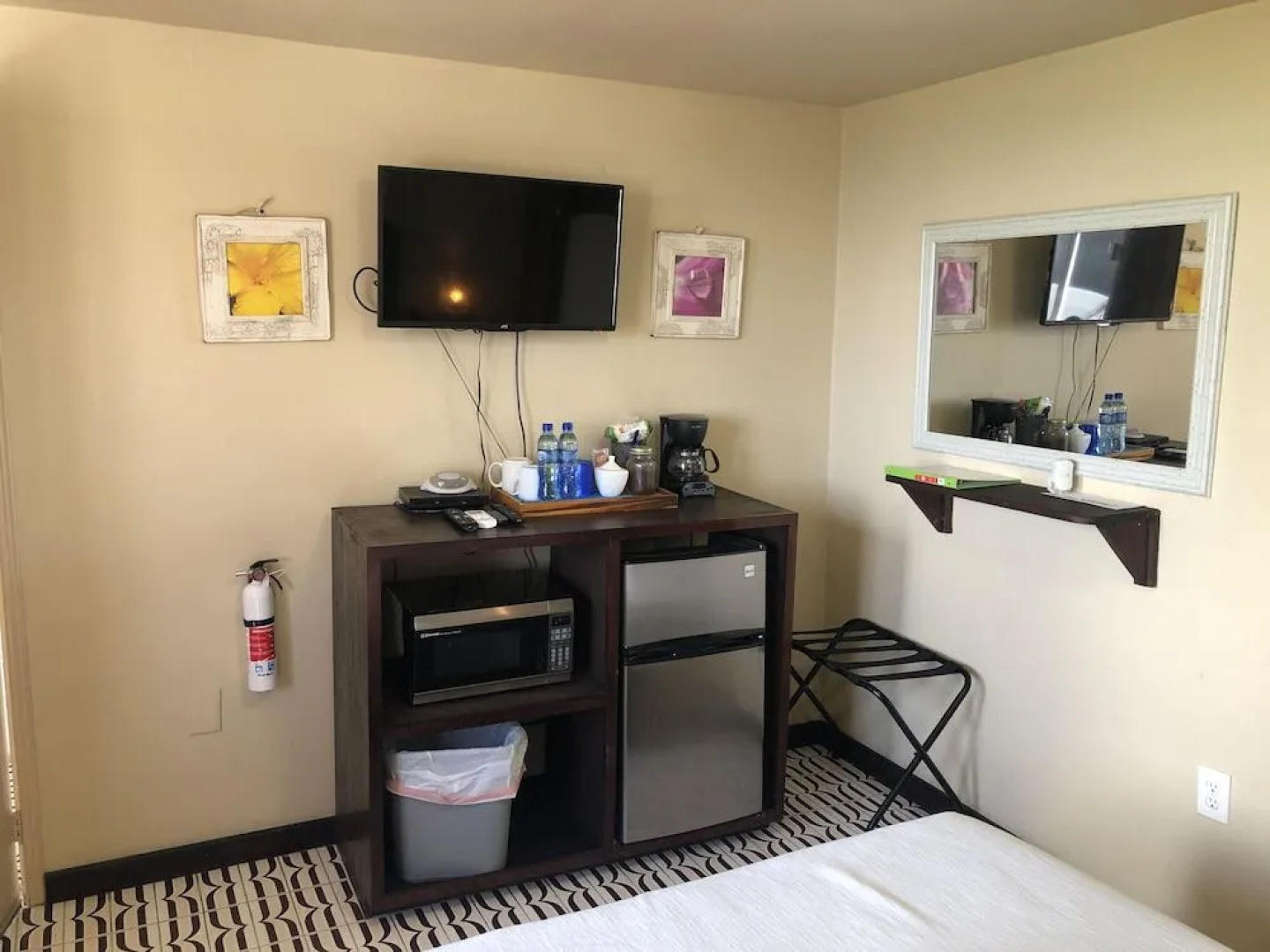 Parham Plaza Hotel