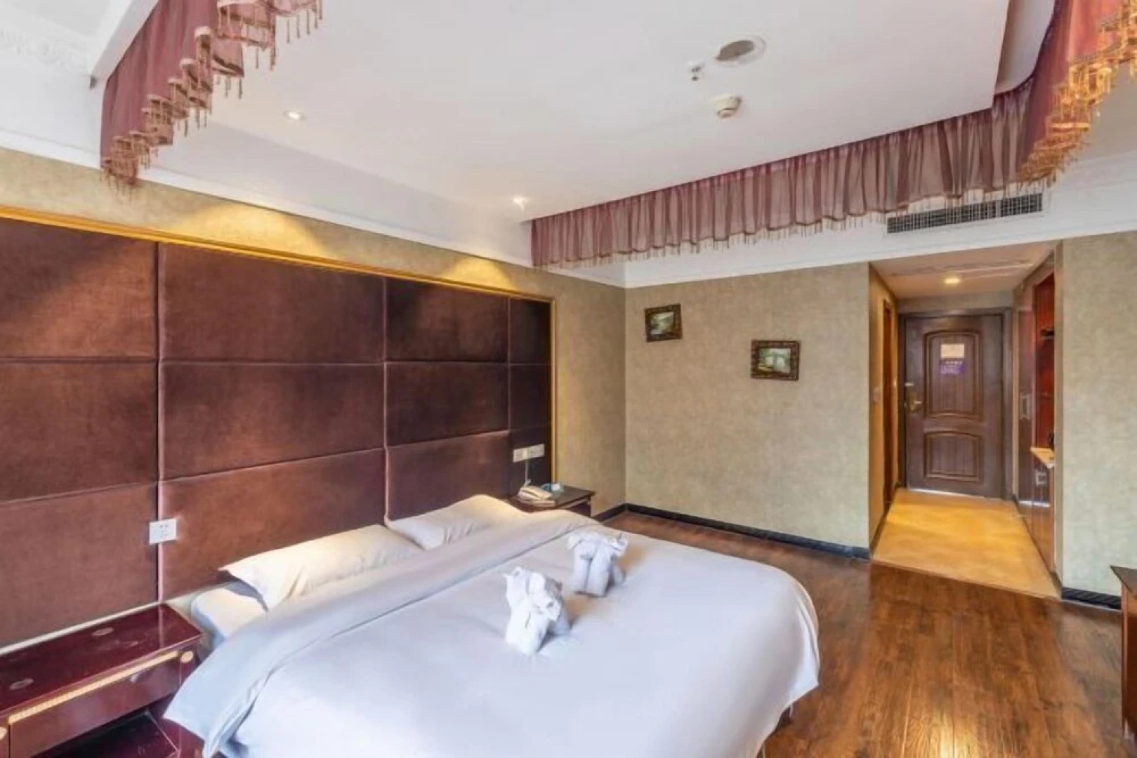 净山大酒店(铜仁古城店)