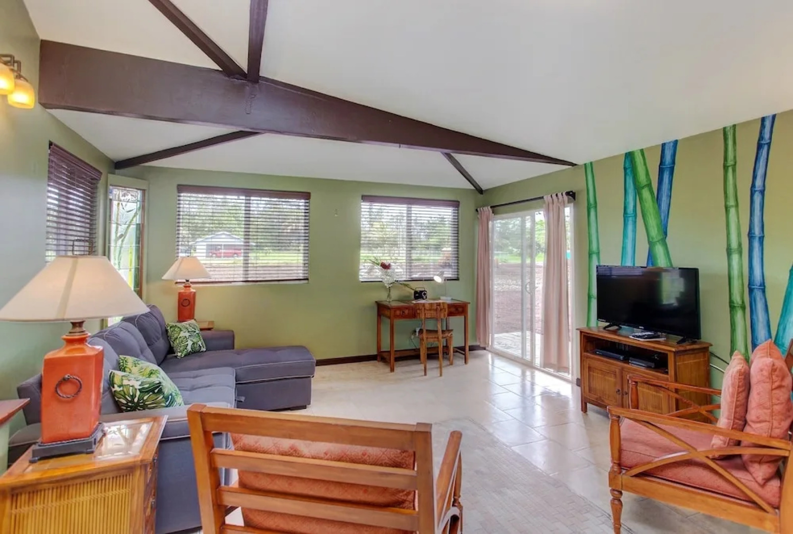 Big Island Bali Hideaway 2 Bedroom Home by Redawning