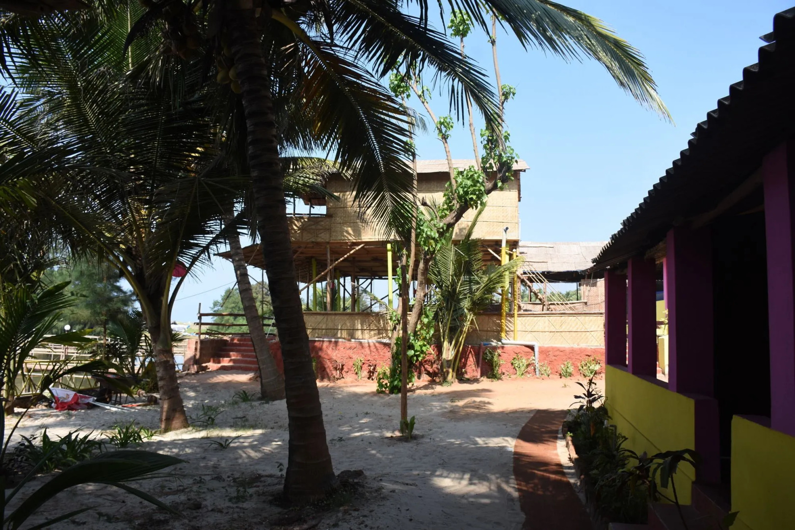 Sunset & Waves Resort