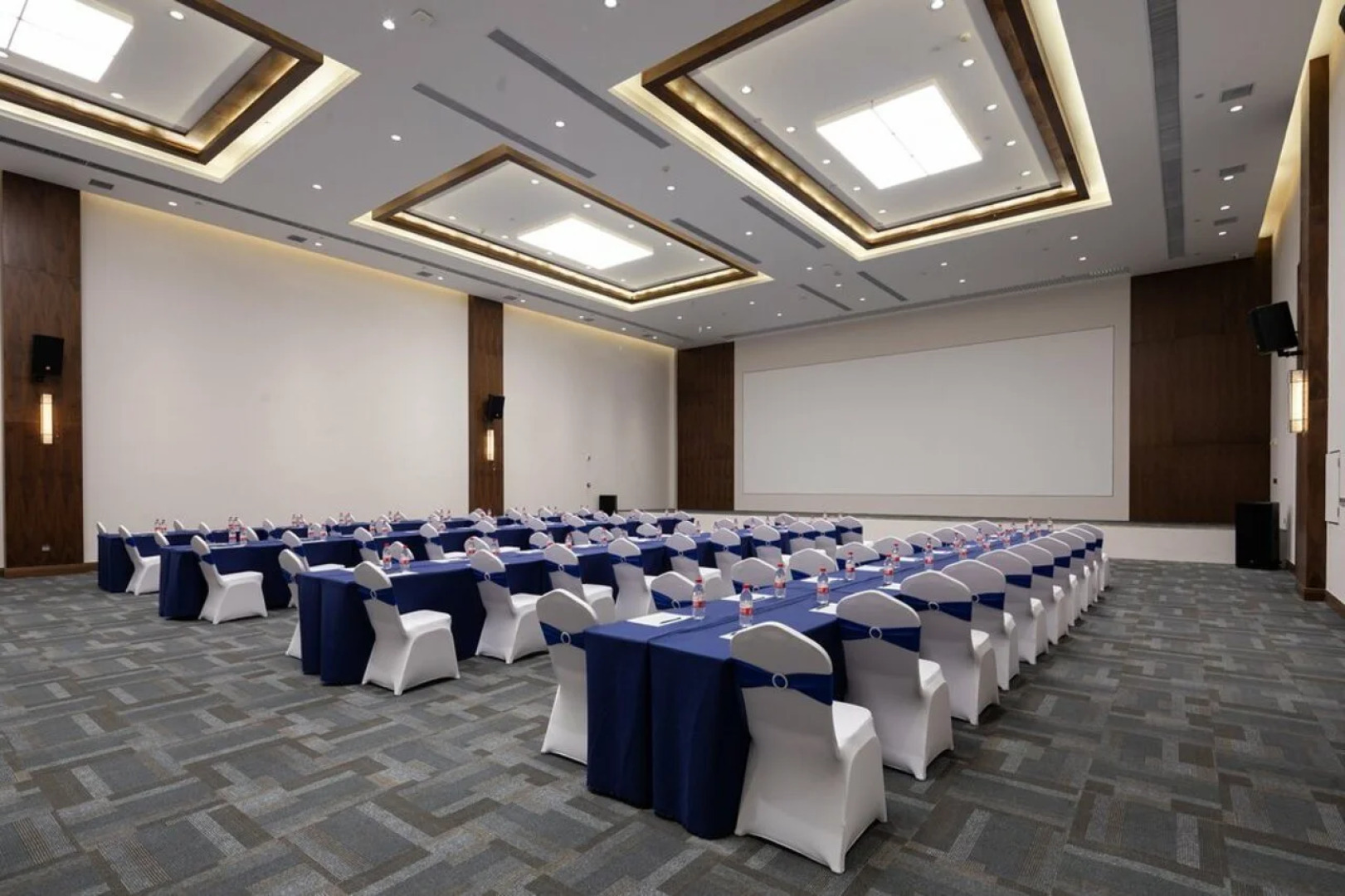 Holiday Inn Express Kaifeng City Center by IHG