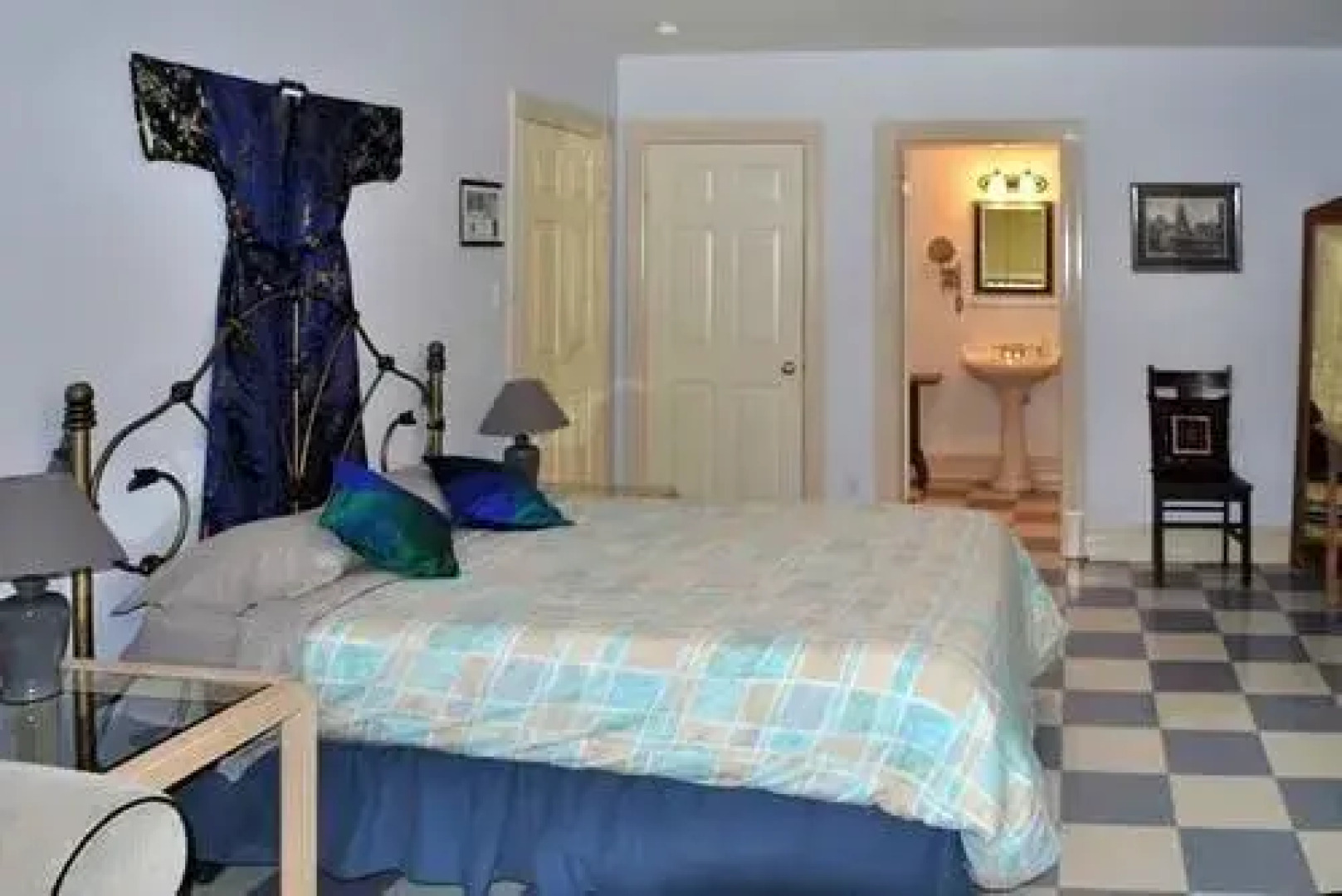 Queen and Albert B&B