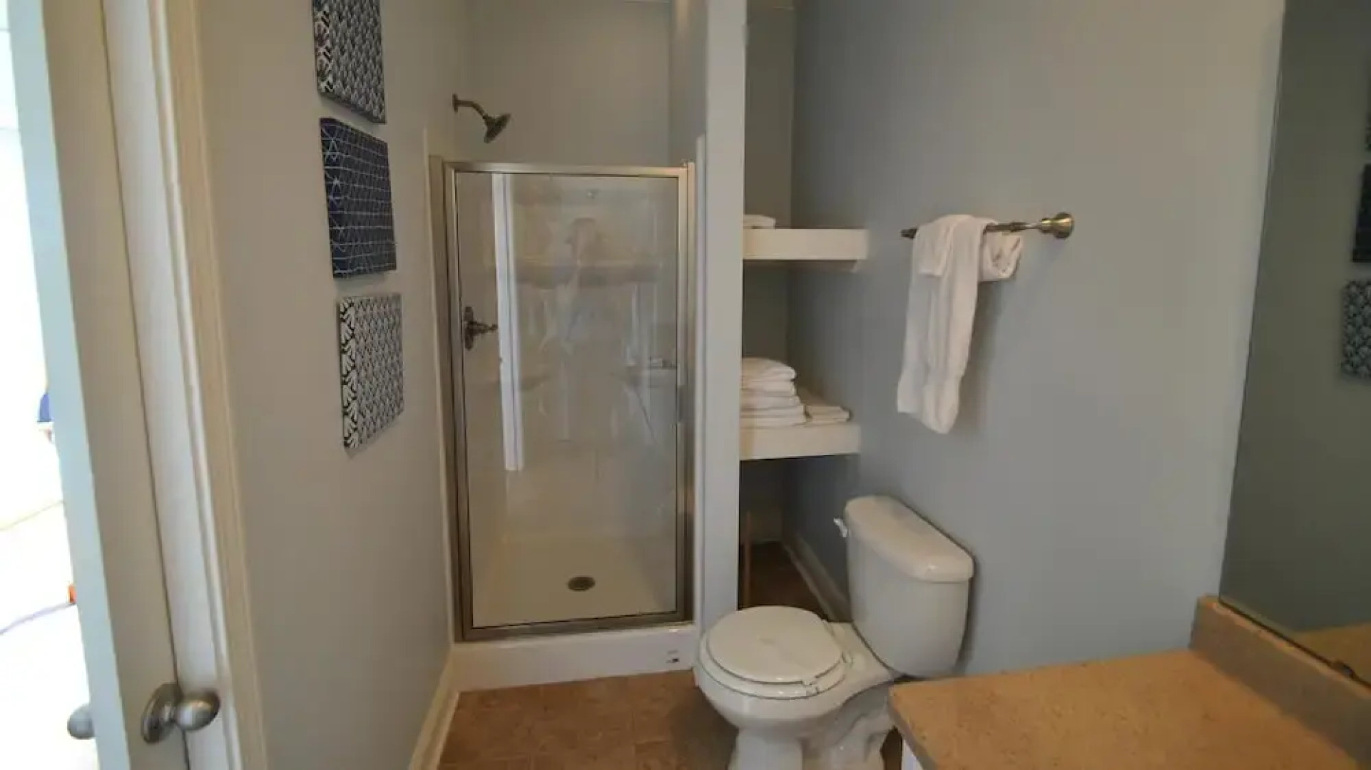 Tidal Wave - 2636 Bienville