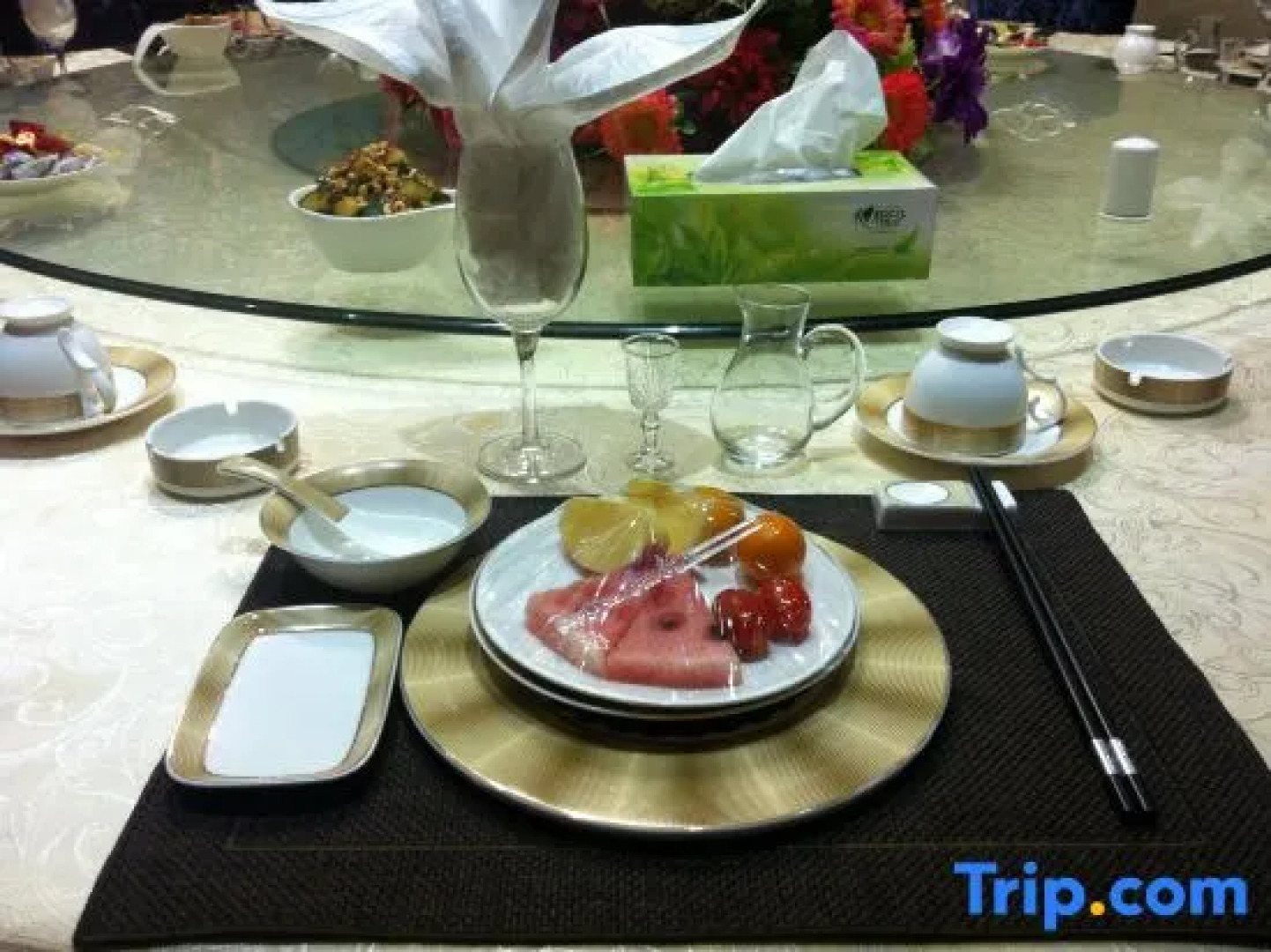 Wolong International Hotel