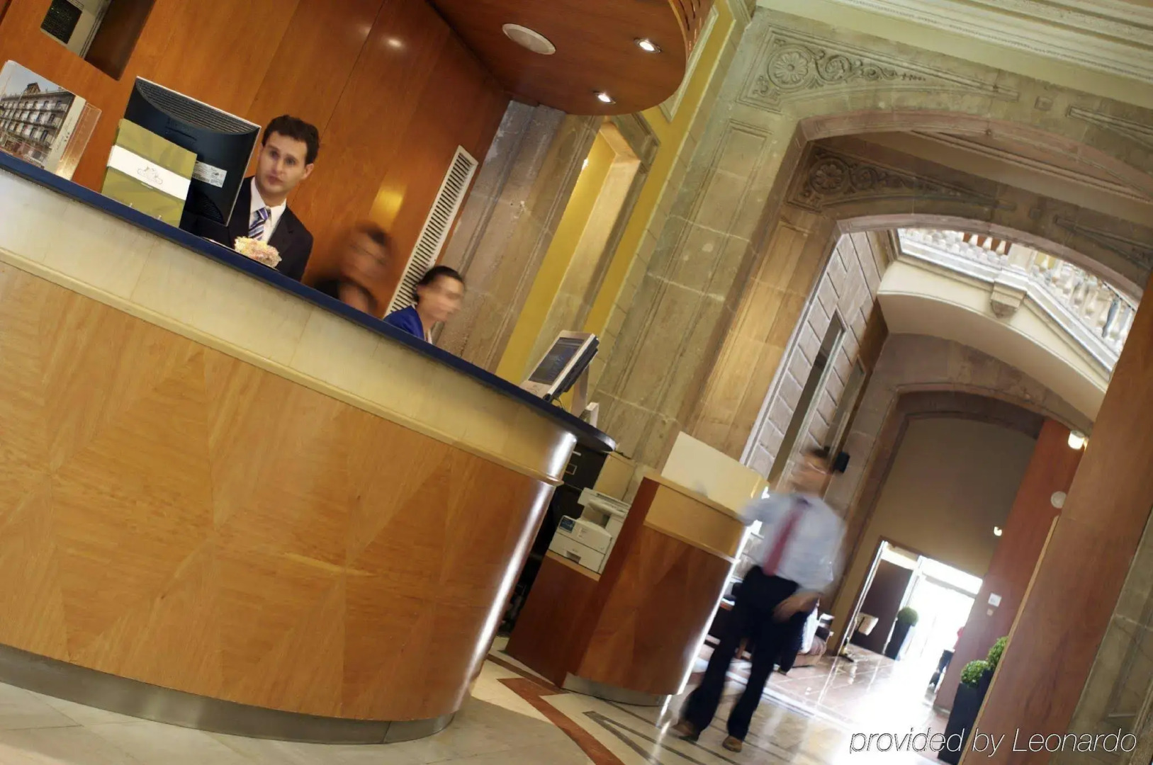 Catalonia Portal de l'Angel